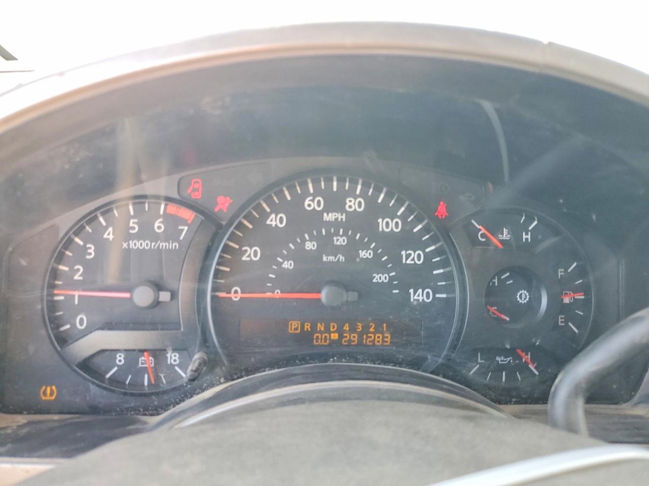 2005 Nissan Titan Xe Серебряный vin: 1N6AA07A25N544720