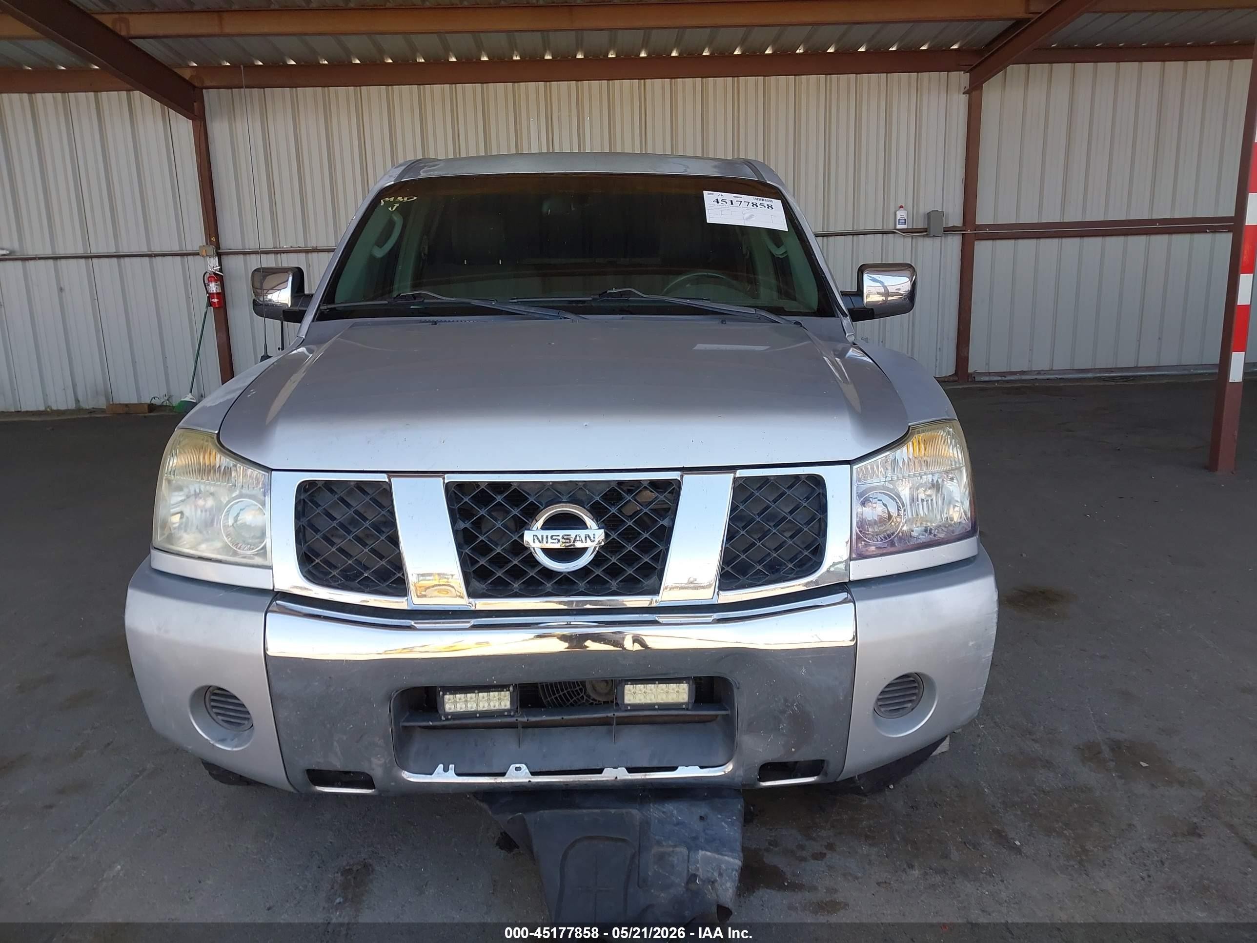 2005 Nissan Titan Se Серебряный vin: 1N6AA07A25N572422