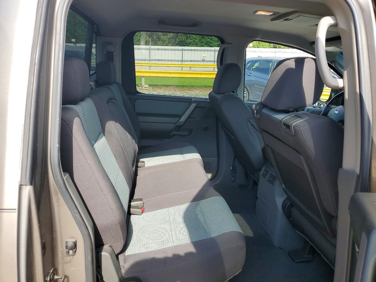 2006 Nissan Titan Xe Tan vin: 1N6AA07A26N554648