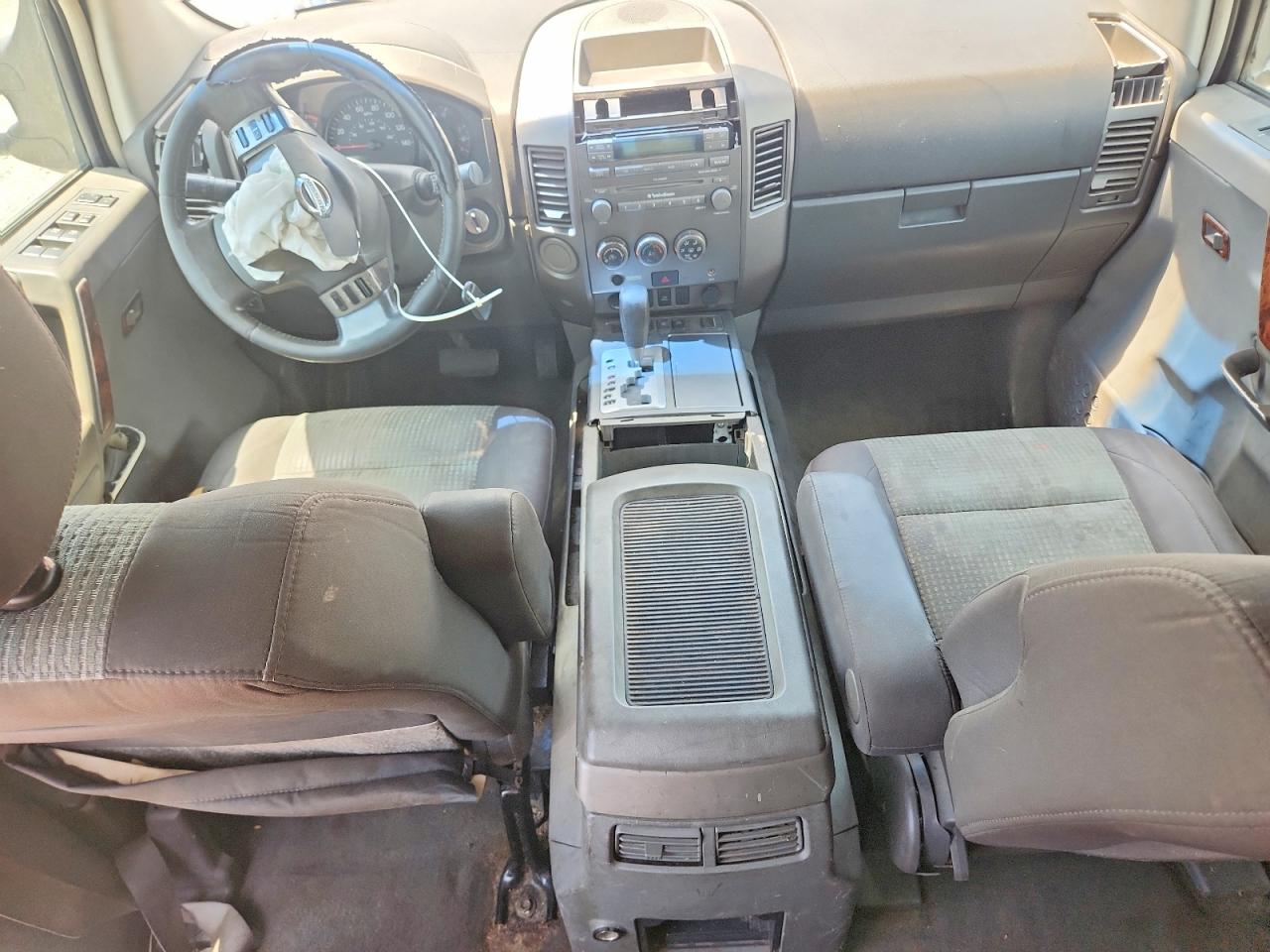 2005 Nissan Titan Xe White vin: 1N6AA07A35N511712
