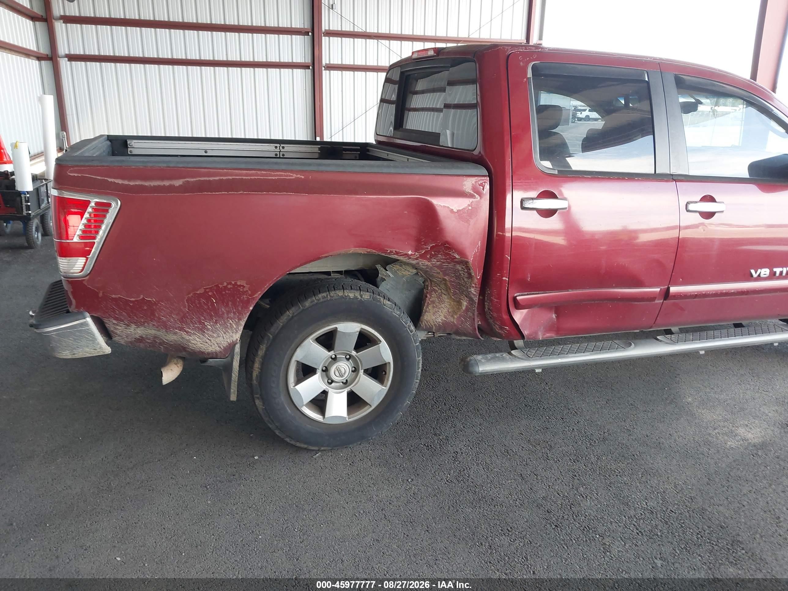 2005 Nissan Titan Le Red vin: 1N6AA07A35N555077
