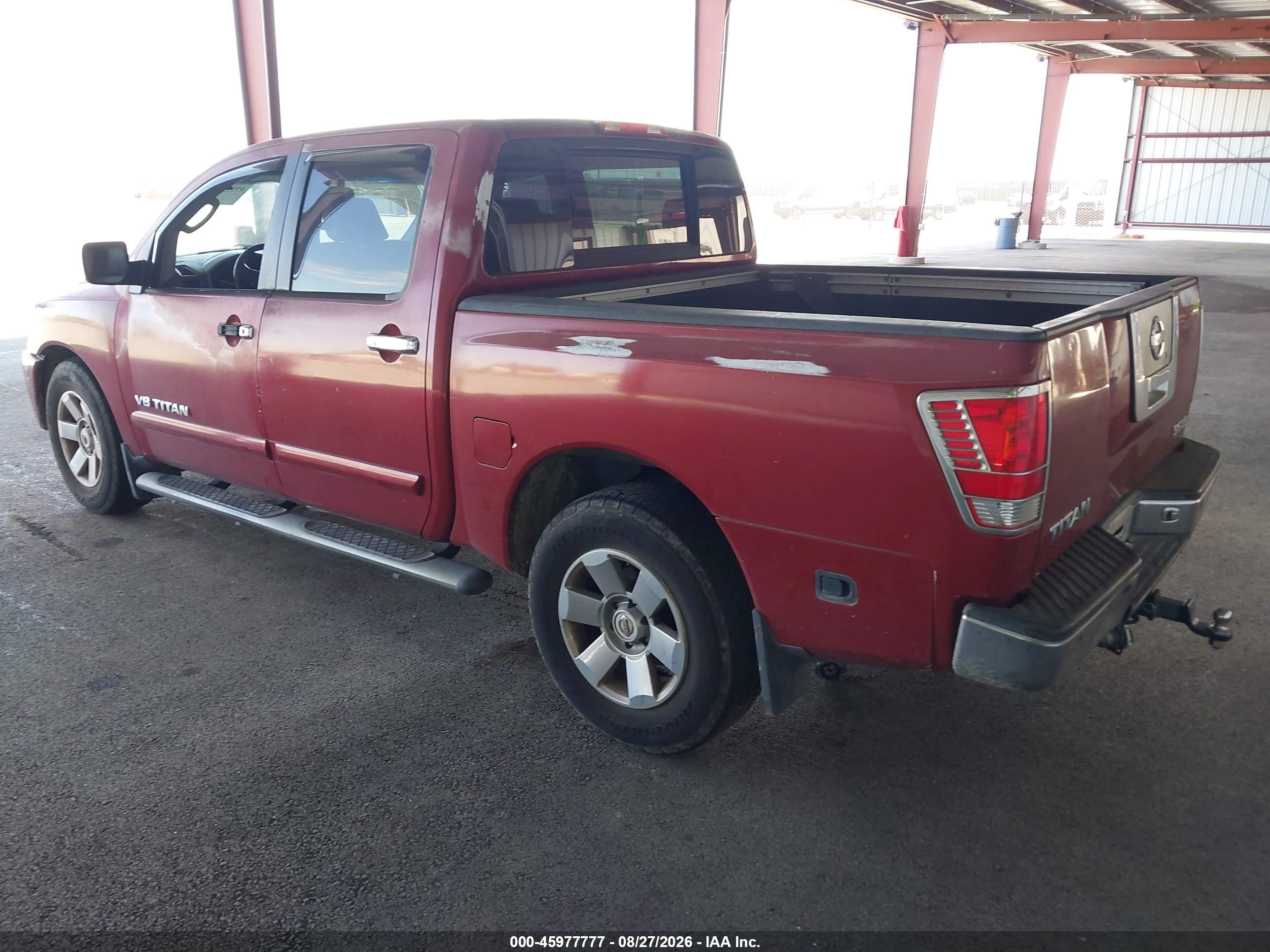 2005 Nissan Titan Le Red vin: 1N6AA07A35N555077