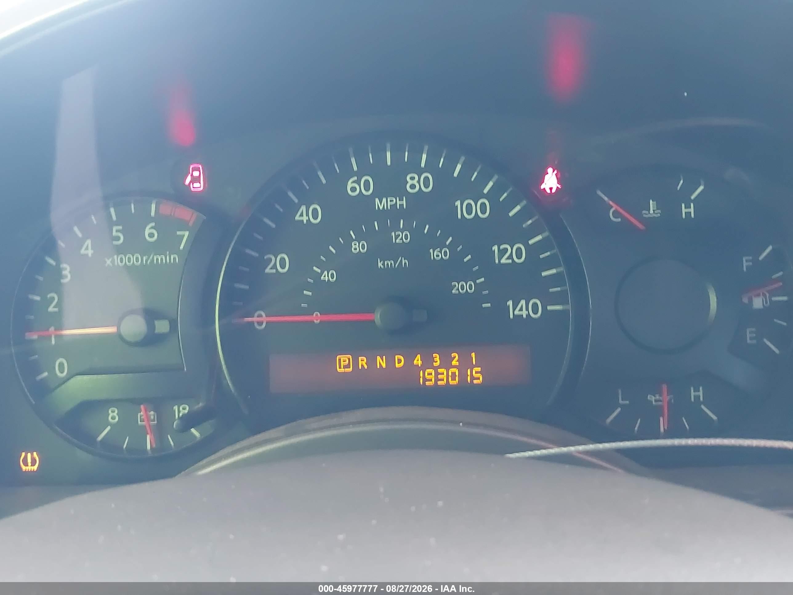 2005 Nissan Titan Le Red vin: 1N6AA07A35N555077