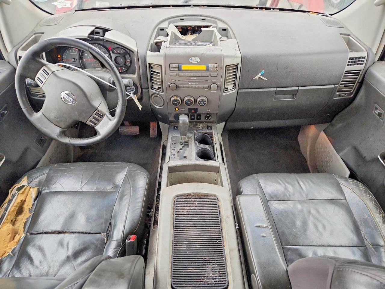 2004 Nissan Titan Xe Red vin: 1N6AA07A44N567964