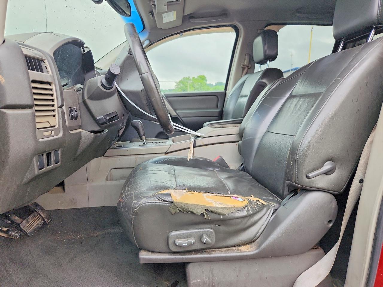 2004 Nissan Titan Xe Red vin: 1N6AA07A44N567964