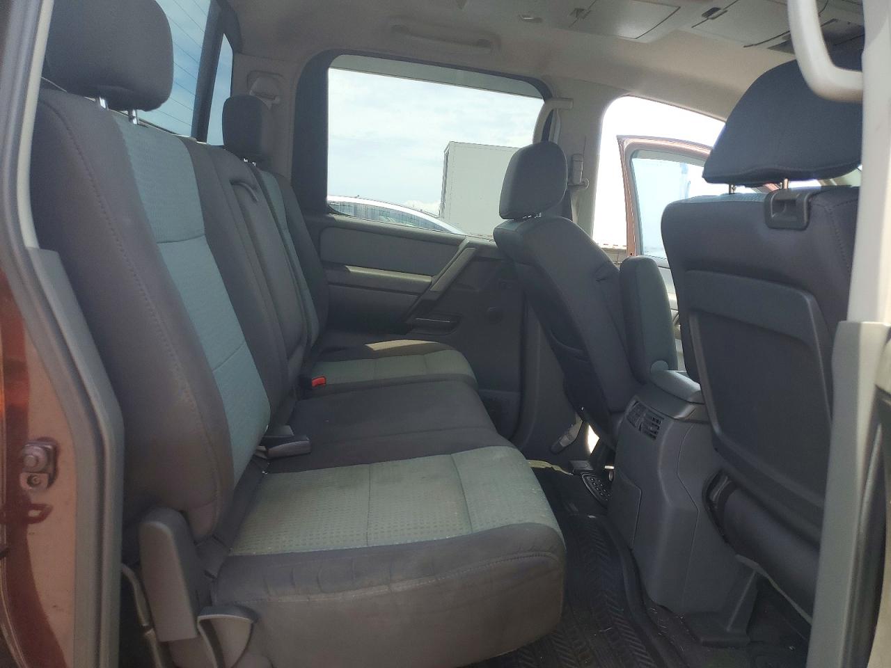 2005 Nissan Titan Xe Темно-бордовый vin: 1N6AA07A65N508240