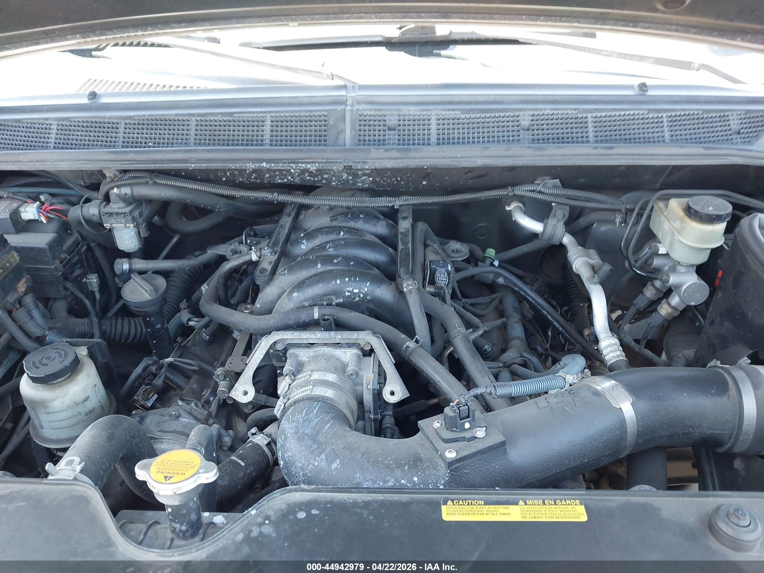 2005 Nissan Titan Le Серый vin: 1N6AA07A75N502236
