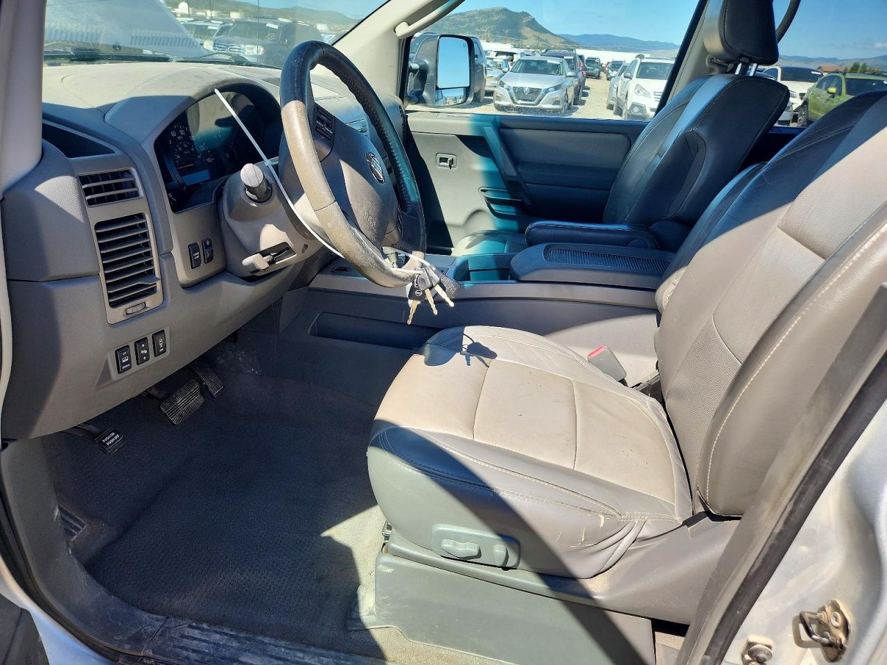 2005 Nissan Titan Xe Silver vin: 1N6AA07A75N523698