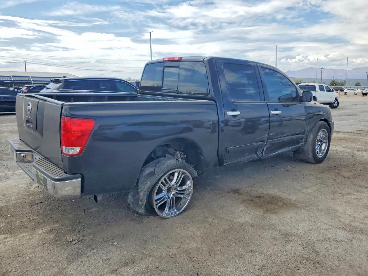 2004 Nissan Titan Xe/se/le Black vin: 1N6AA07A94N592553