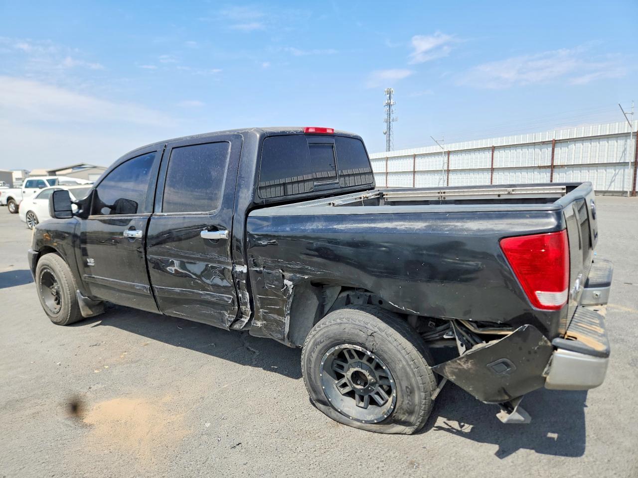 2004 Nissan Titan Xe Black vin: 1N6AA07AX4N577060