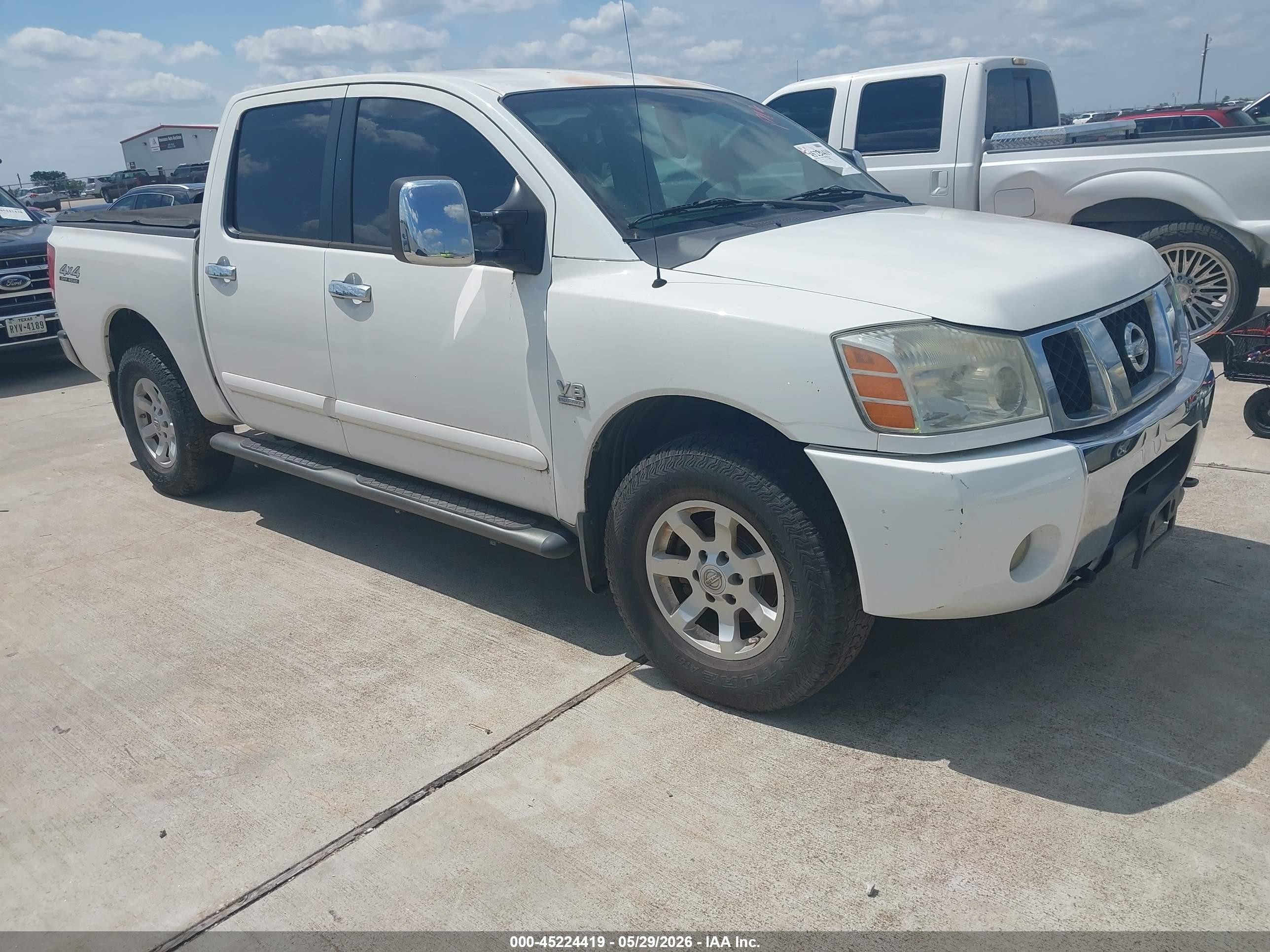 2004 Nissan Titan Se Белый vin: 1N6AA07B04N536915