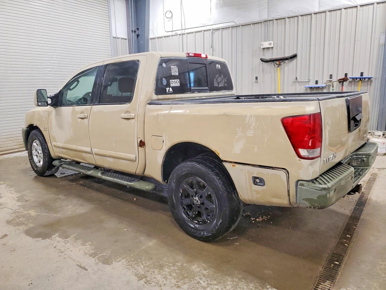 2004 Nissan Titan Xe Кремовый vin: 1N6AA07B34N578060