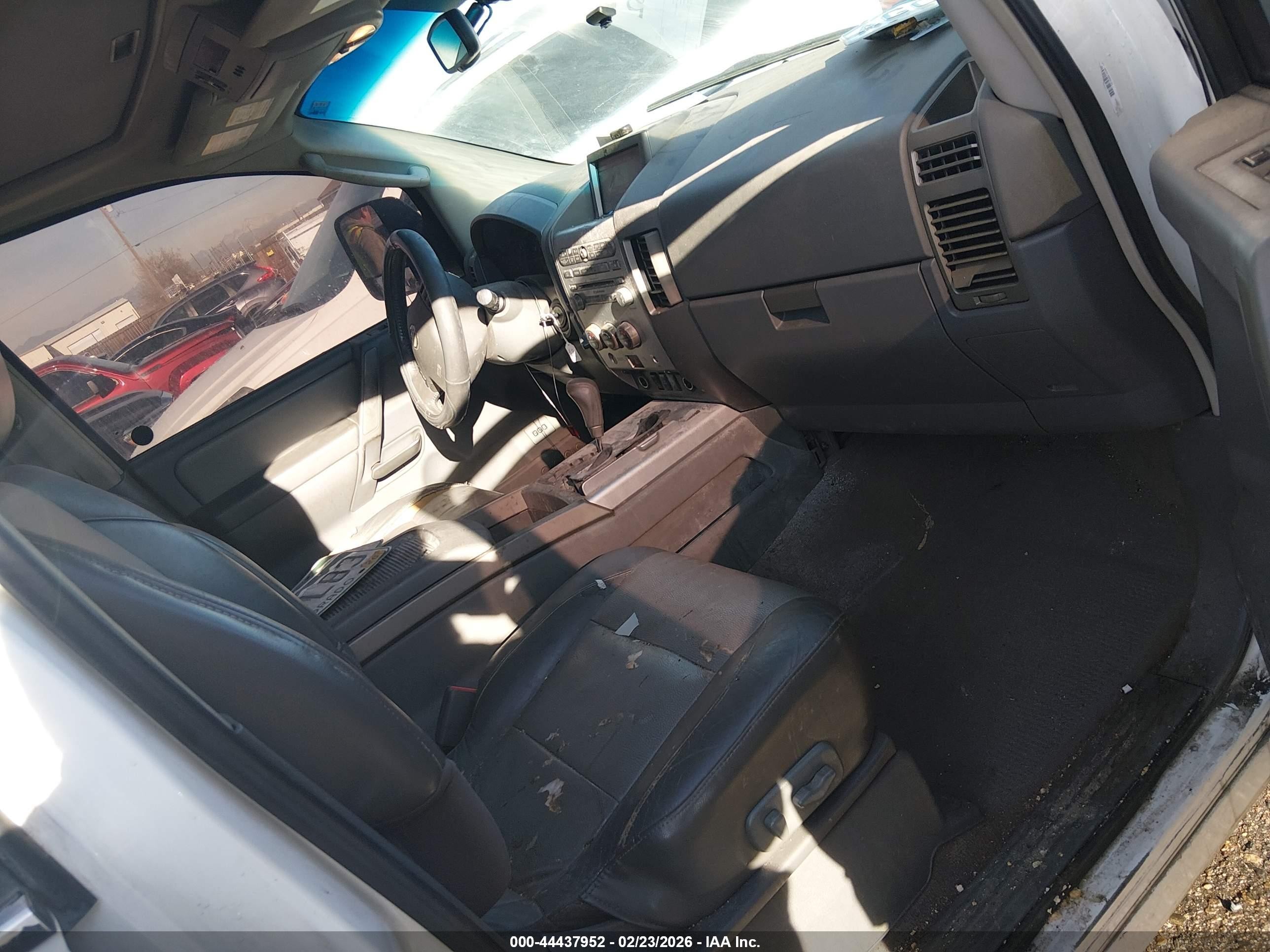 2006 Nissan Titan Le White vin: 1N6AA07B46N506514
