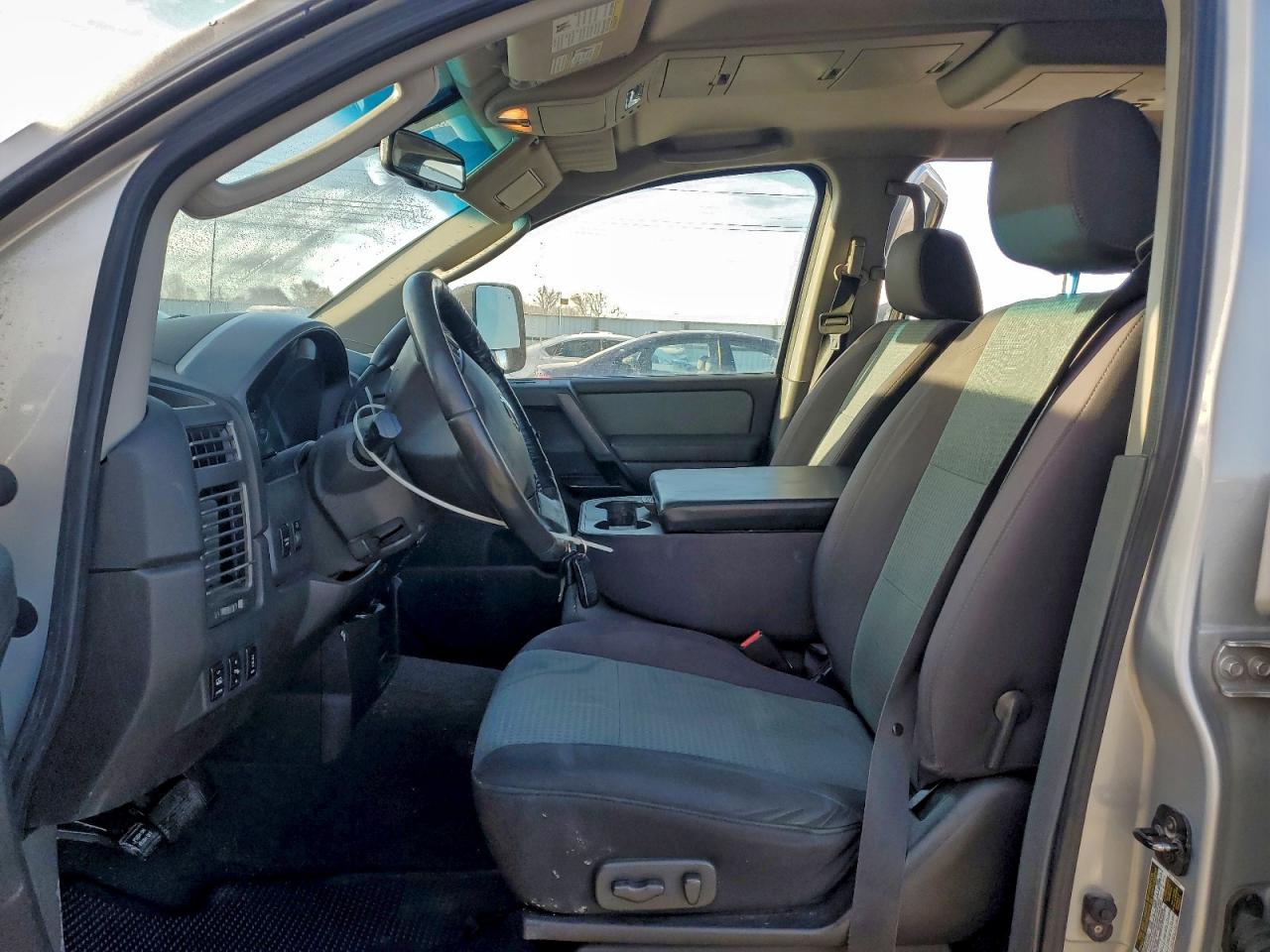 2007 Nissan Titan Xe Silver vin: 1N6AA07B67N229852