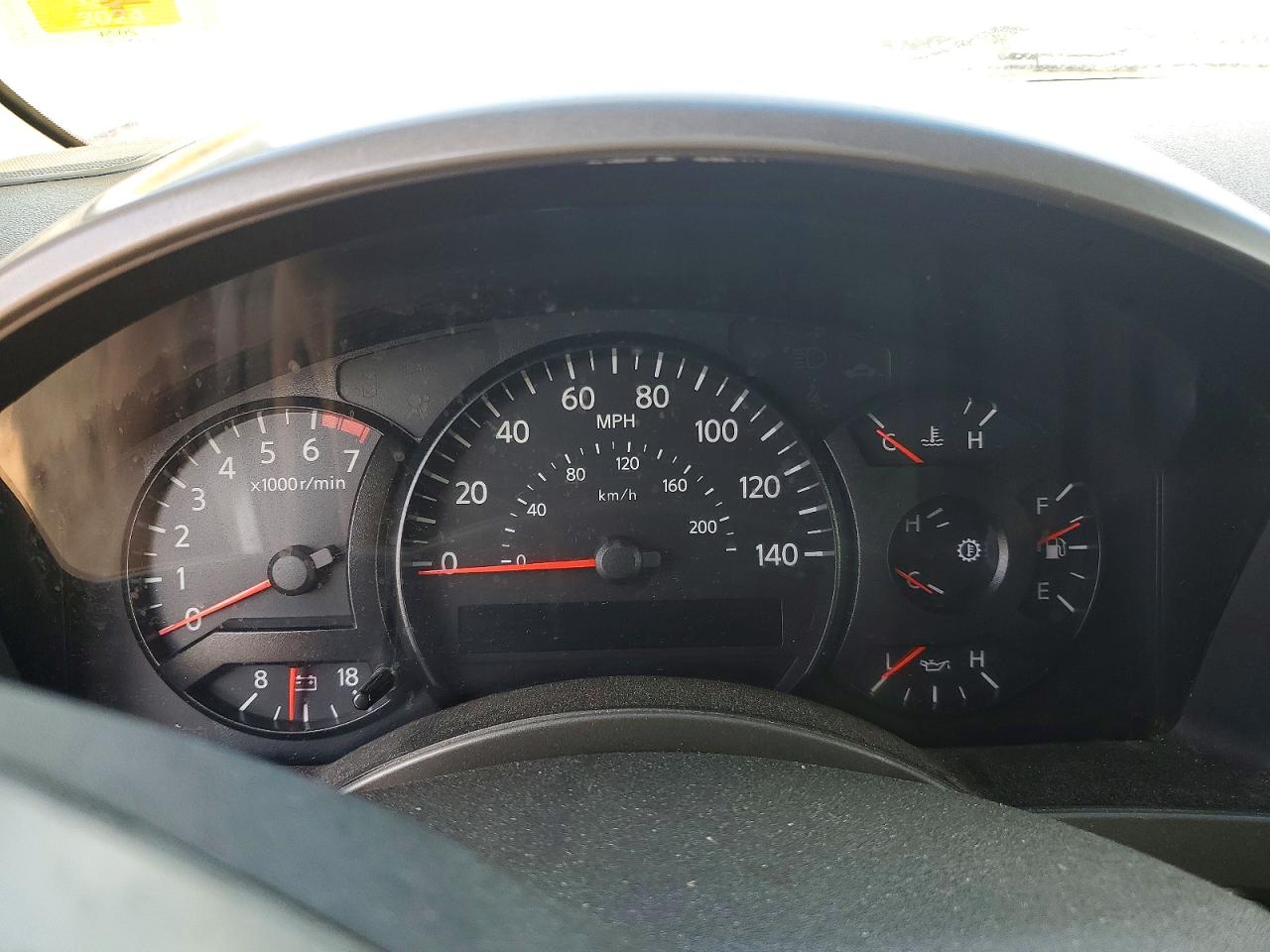 2004 Nissan Titan Xe Серебряный vin: 1N6AA07B74N544624