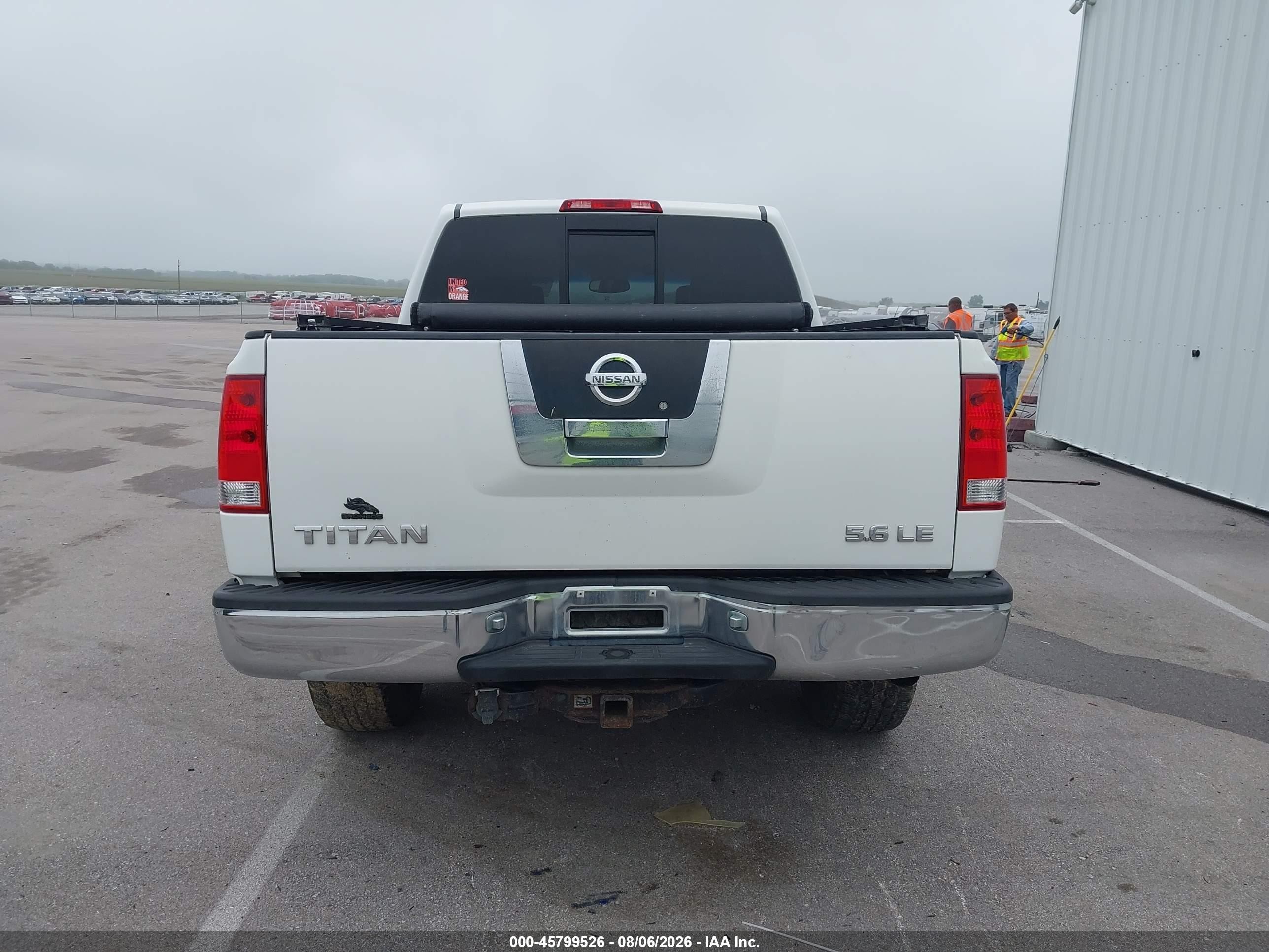 2004 Nissan Titan Le White vin: 1N6AA07BX4N572305