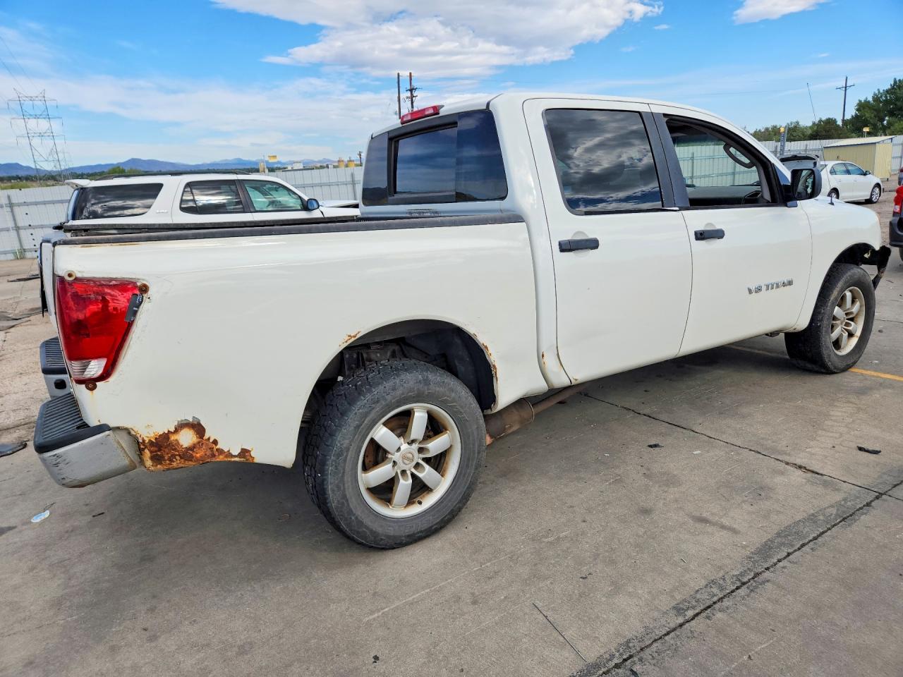 2008 Nissan Titan Xe White vin: 1N6AA07C38N322936