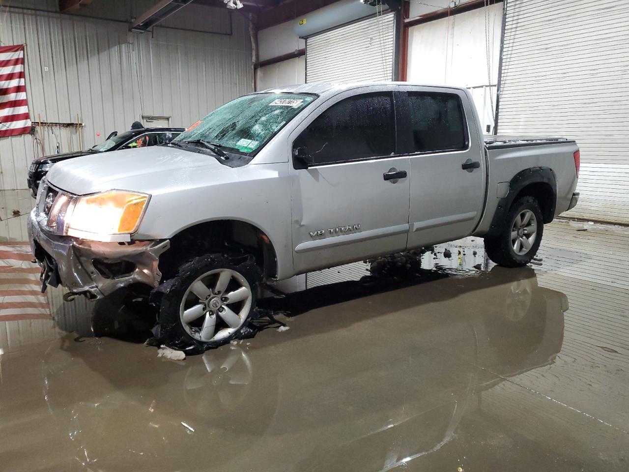 2009 Nissan Titan Xe Silver vin: 1N6AA07C79N319278 Damage: Left Front Fender, Severe Damage, Replacement Required