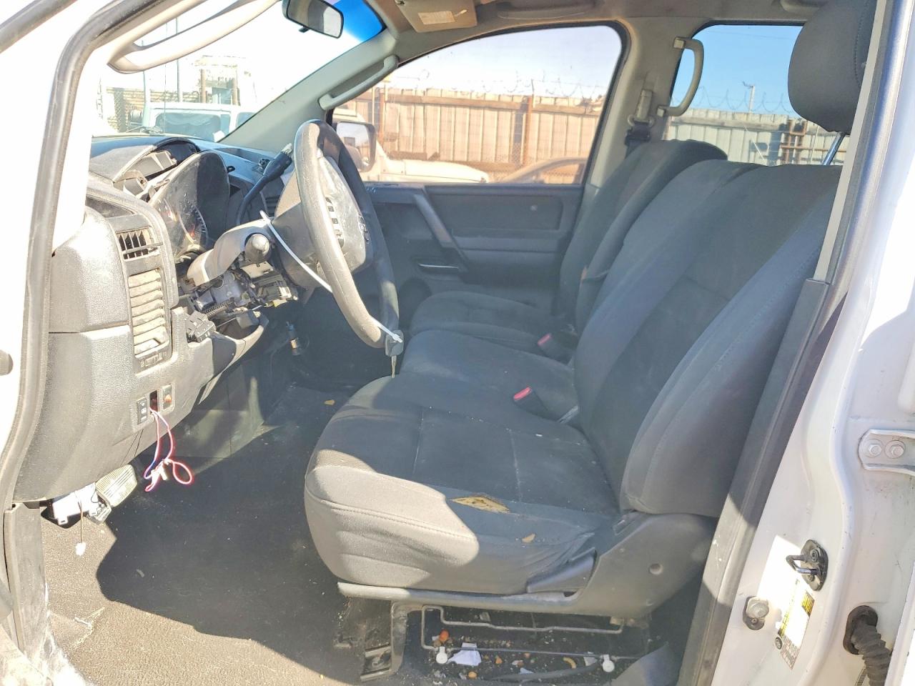 2008 Nissan Titan Xe White vin: 1N6AA07D08N325690