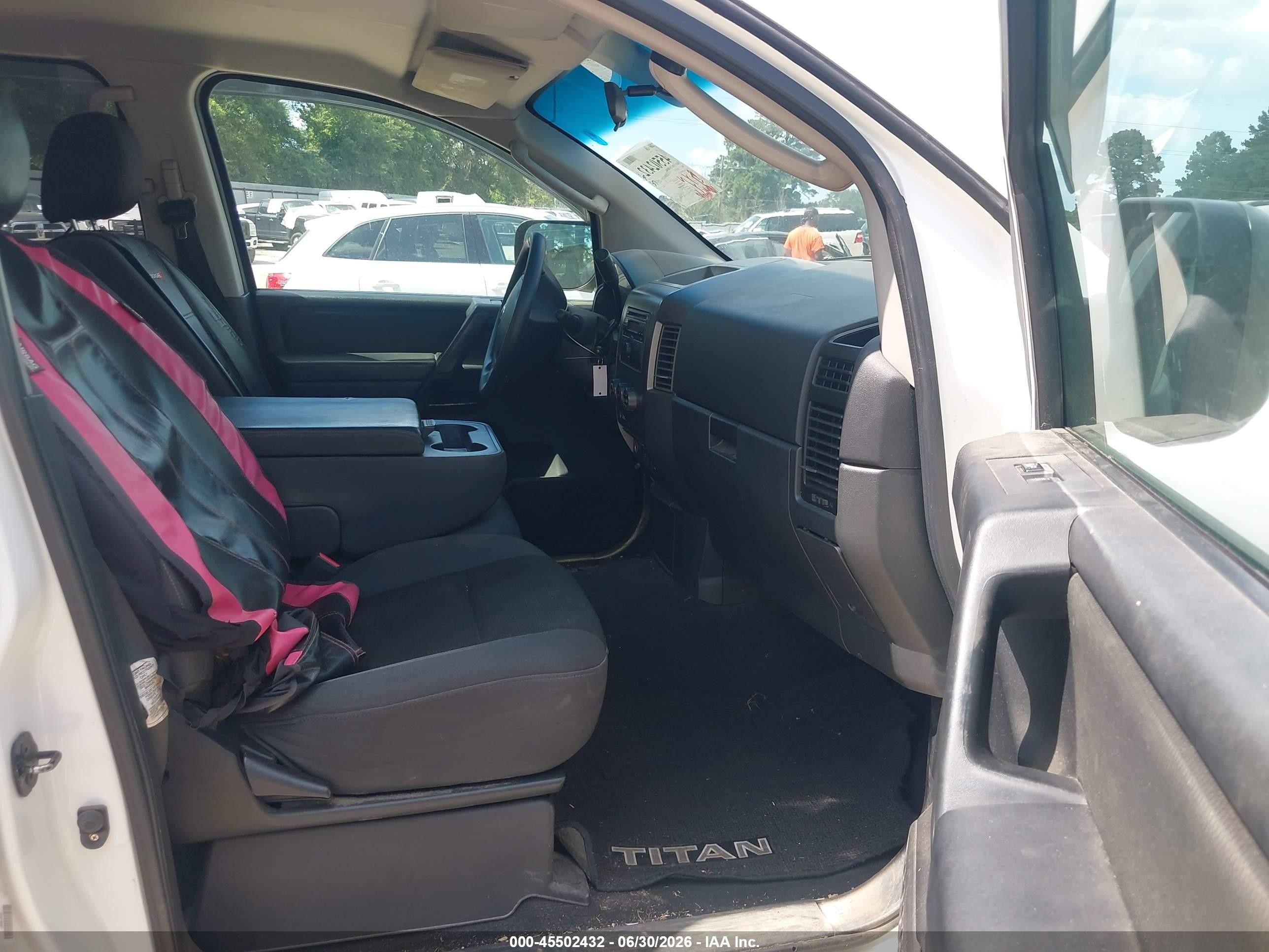 2008 Nissan Titan Xe Белый vin: 1N6AA07D48N325353