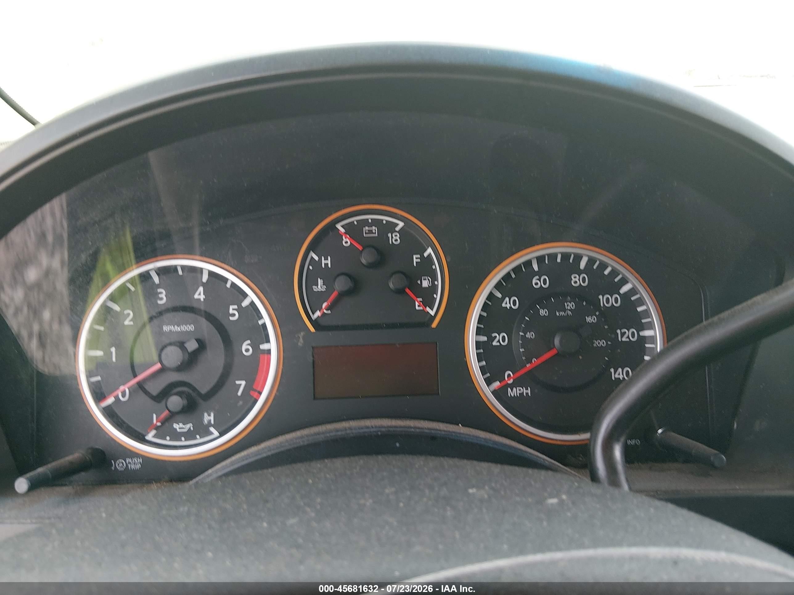 2008 Nissan Titan Xe White vin: 1N6AA07D88N325727