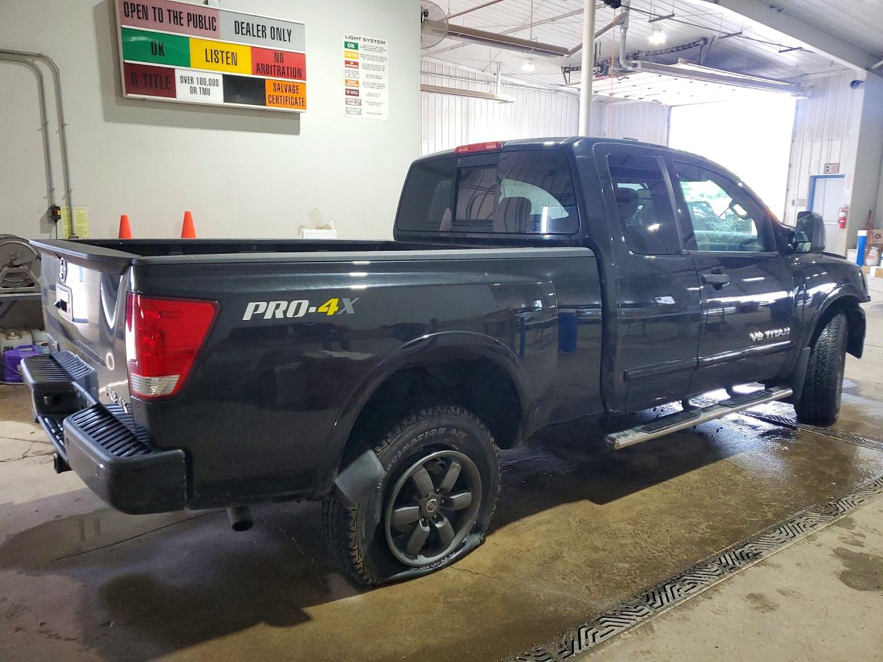 2013 Nissan Titan S/sv/pro-4x Black vin: 1N6AA0CC1DN304810