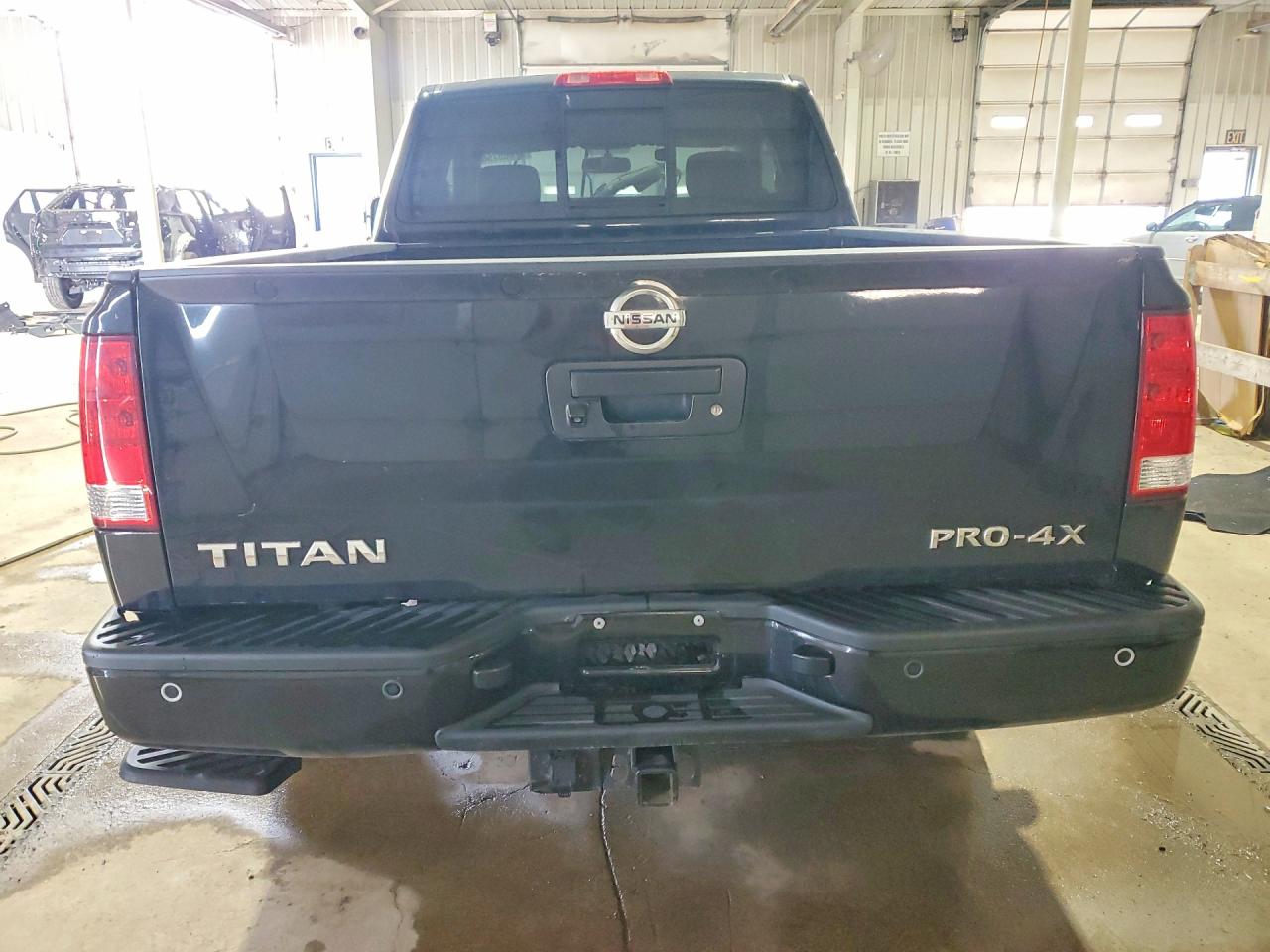 2013 Nissan Titan S/sv/pro-4x Black vin: 1N6AA0CC1DN304810