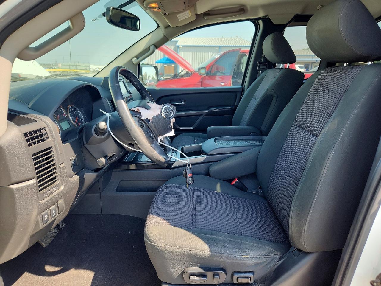 2015 Nissan Titan Sv White vin: 1N6AA0CC3FN502307
