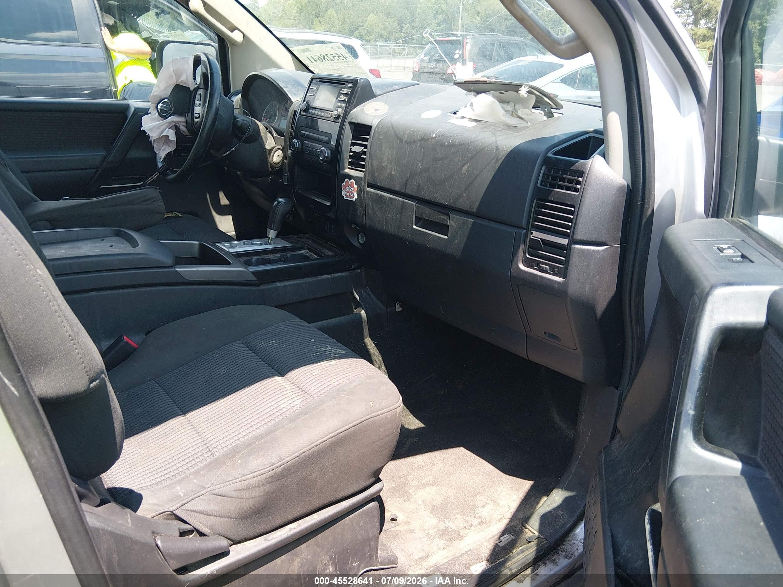 2013 Nissan Titan Sv Серебряный vin: 1N6AA0CC9DN312279