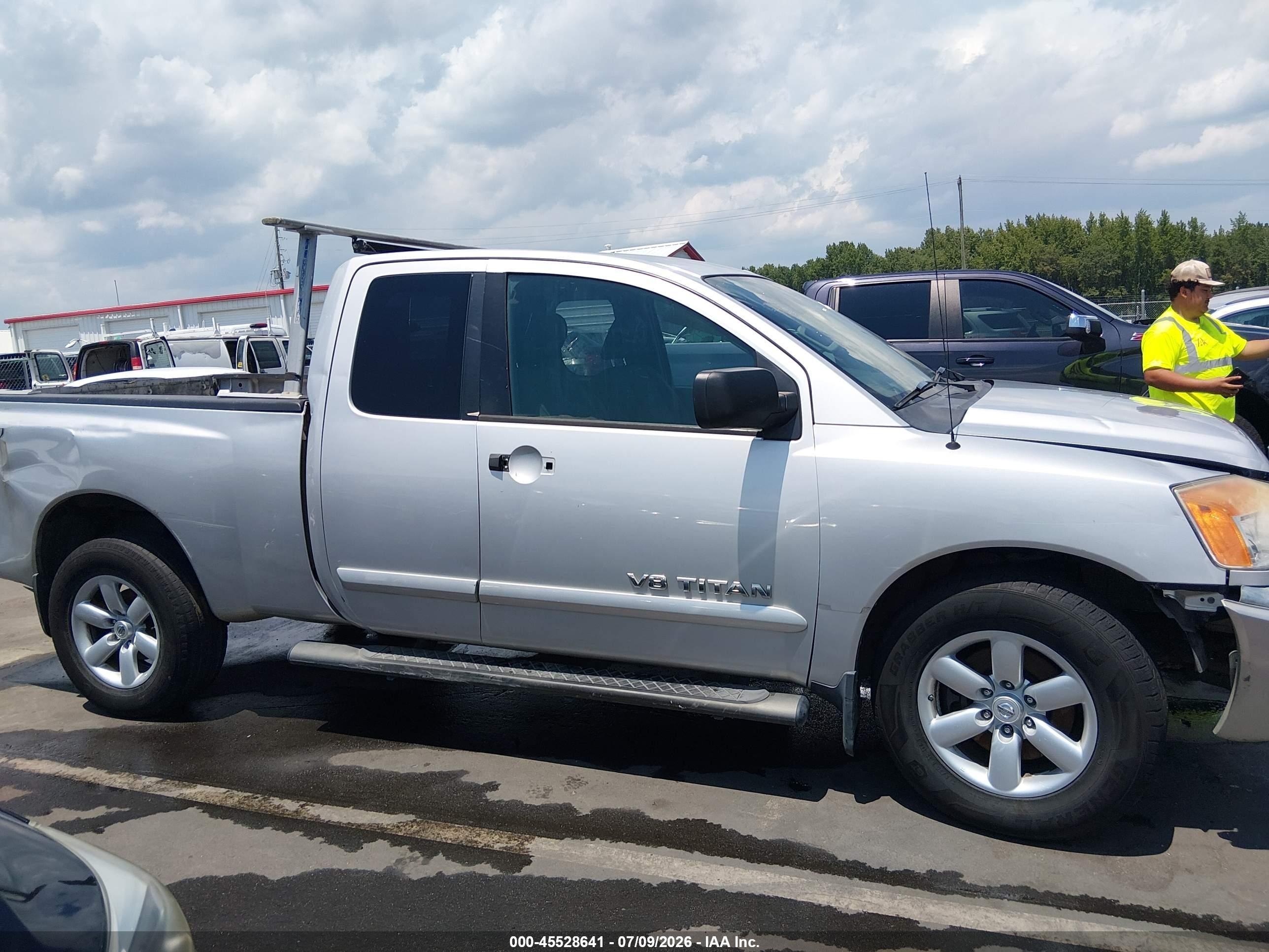 2013 Nissan Titan Sv Серебряный vin: 1N6AA0CC9DN312279
