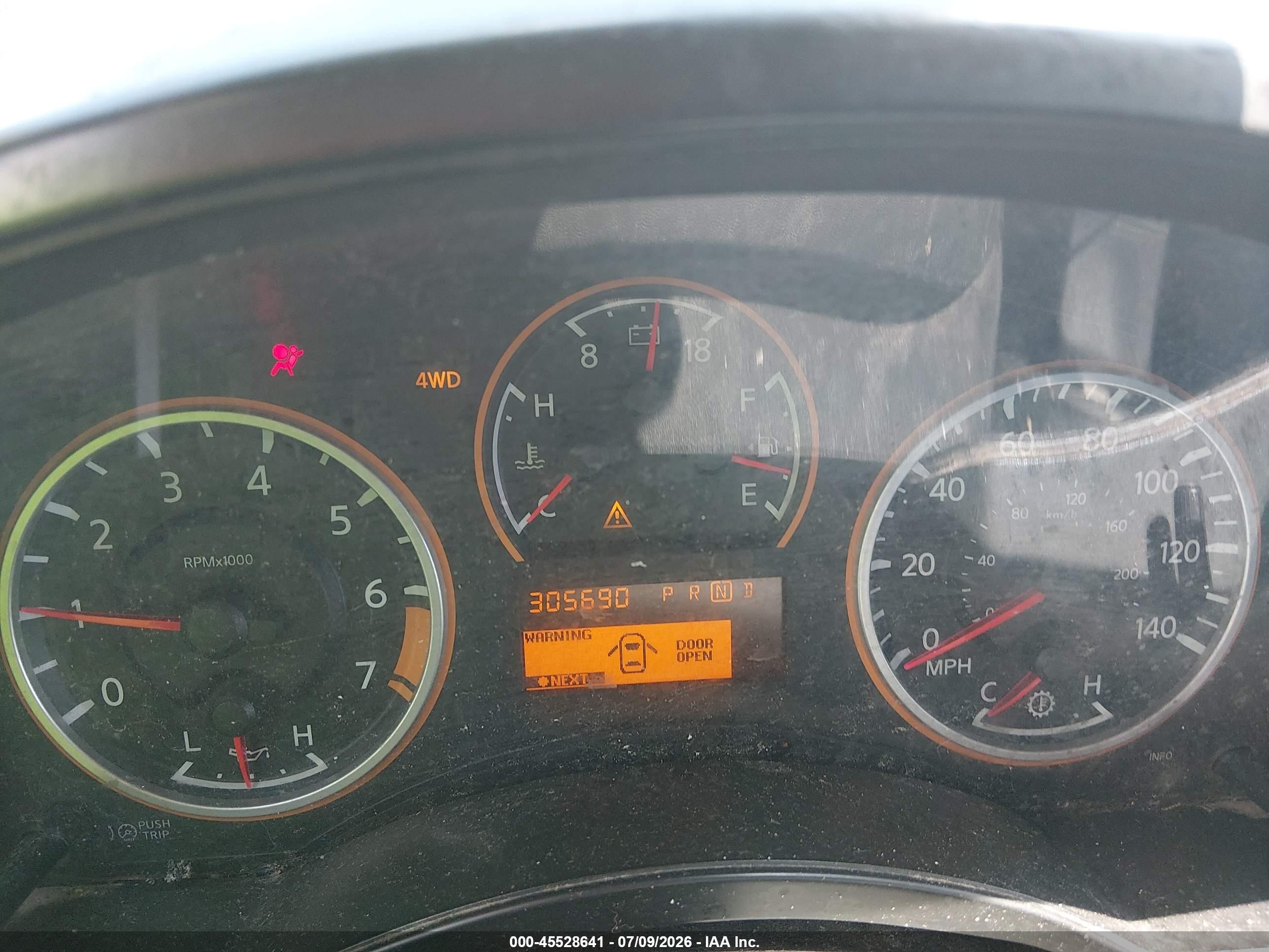 2013 Nissan Titan Sv Серебряный vin: 1N6AA0CC9DN312279
