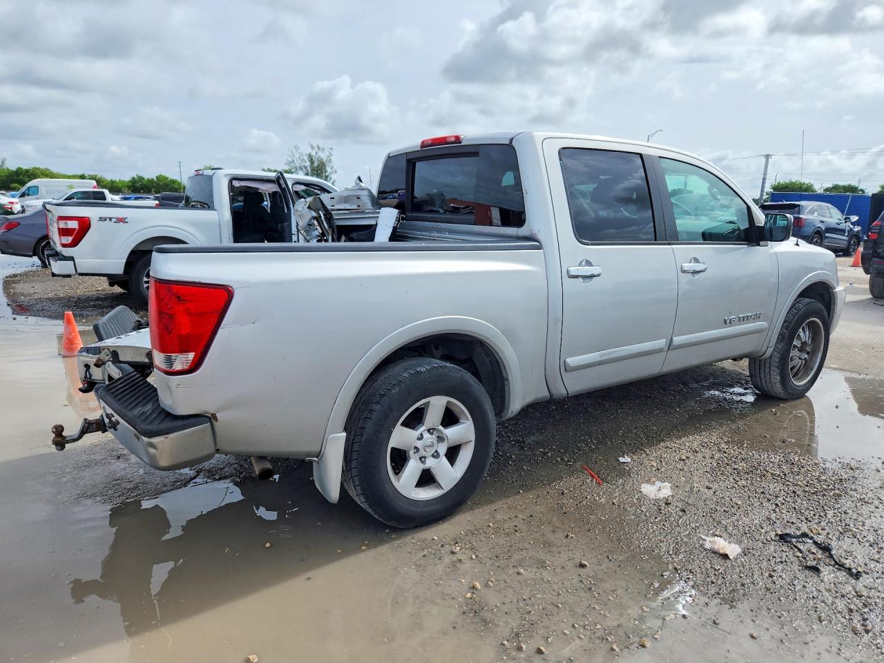 2010 Nissan Titan Se Silver vin: 1N6AA0EC0AN301941