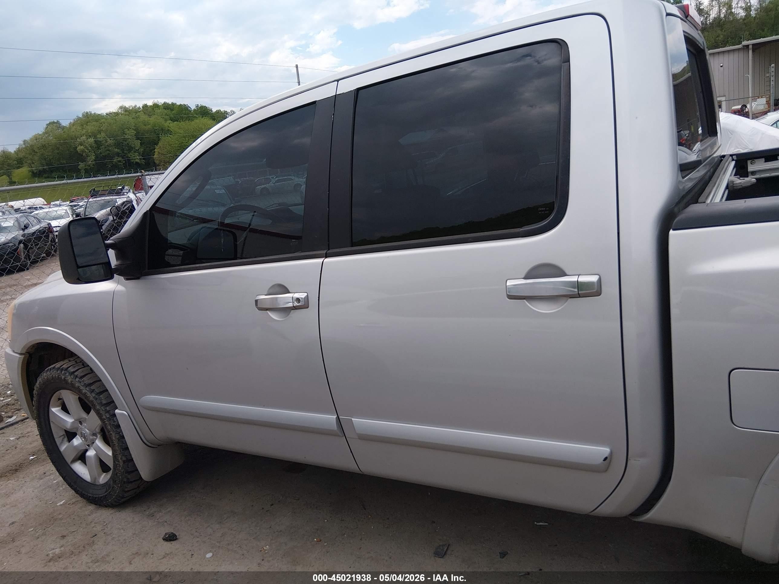 2011 Nissan Titan Sl Silver vin: 1N6AA0EC0BN303089