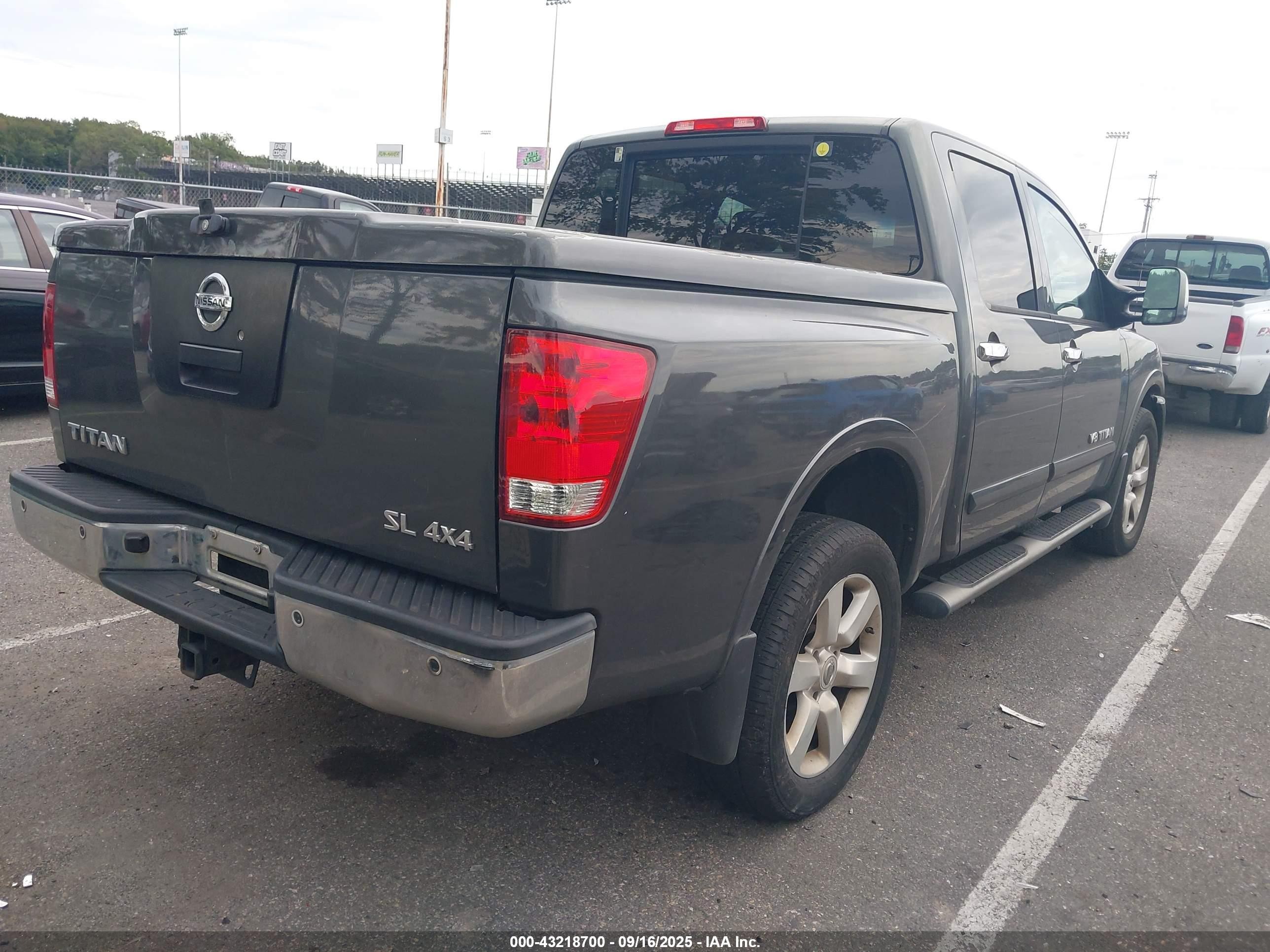 2011 Nissan Titan Sl Gray vin: 1N6AA0EC0BN318840