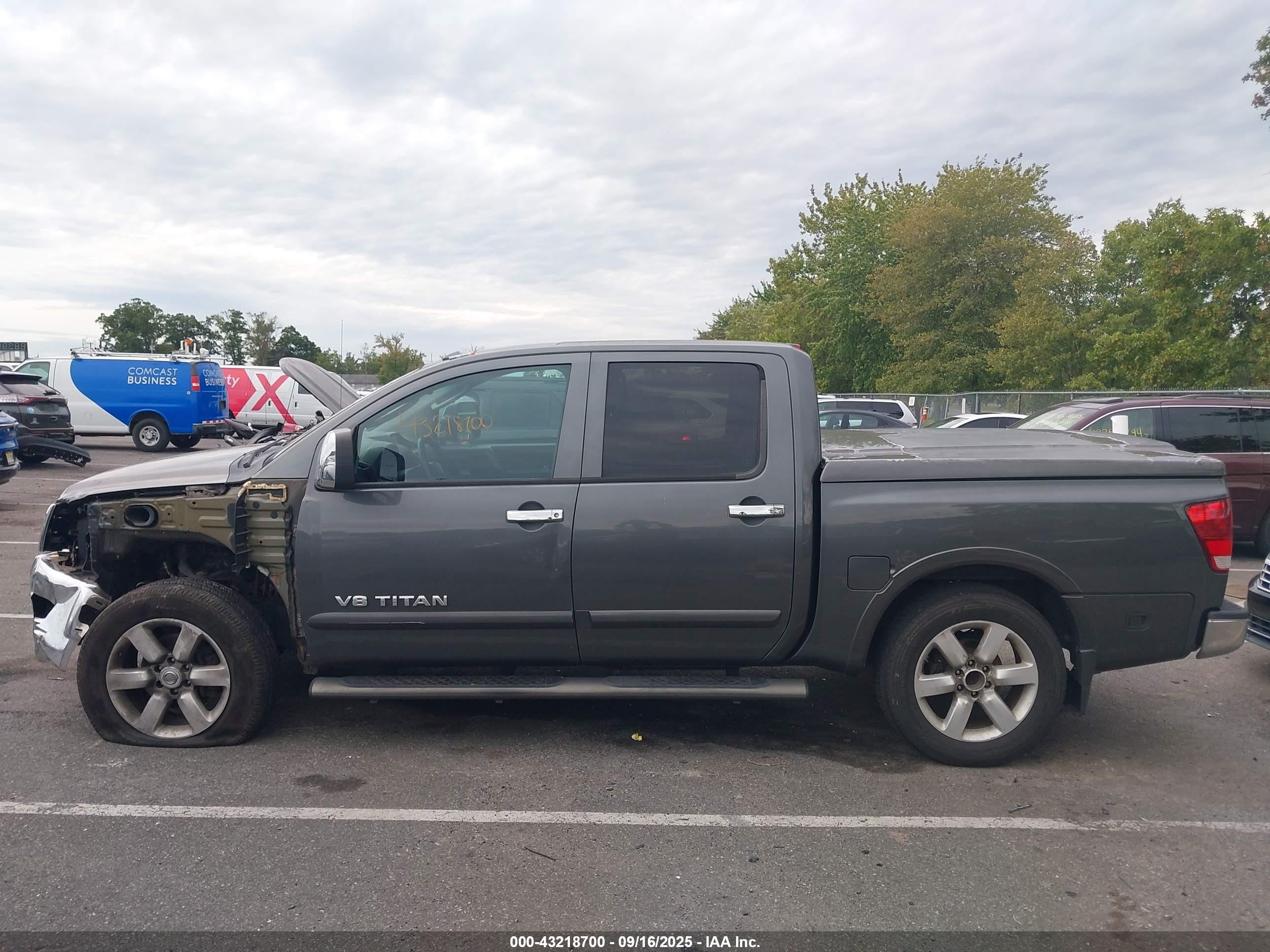 2011 Nissan Titan Sl Gray vin: 1N6AA0EC0BN318840