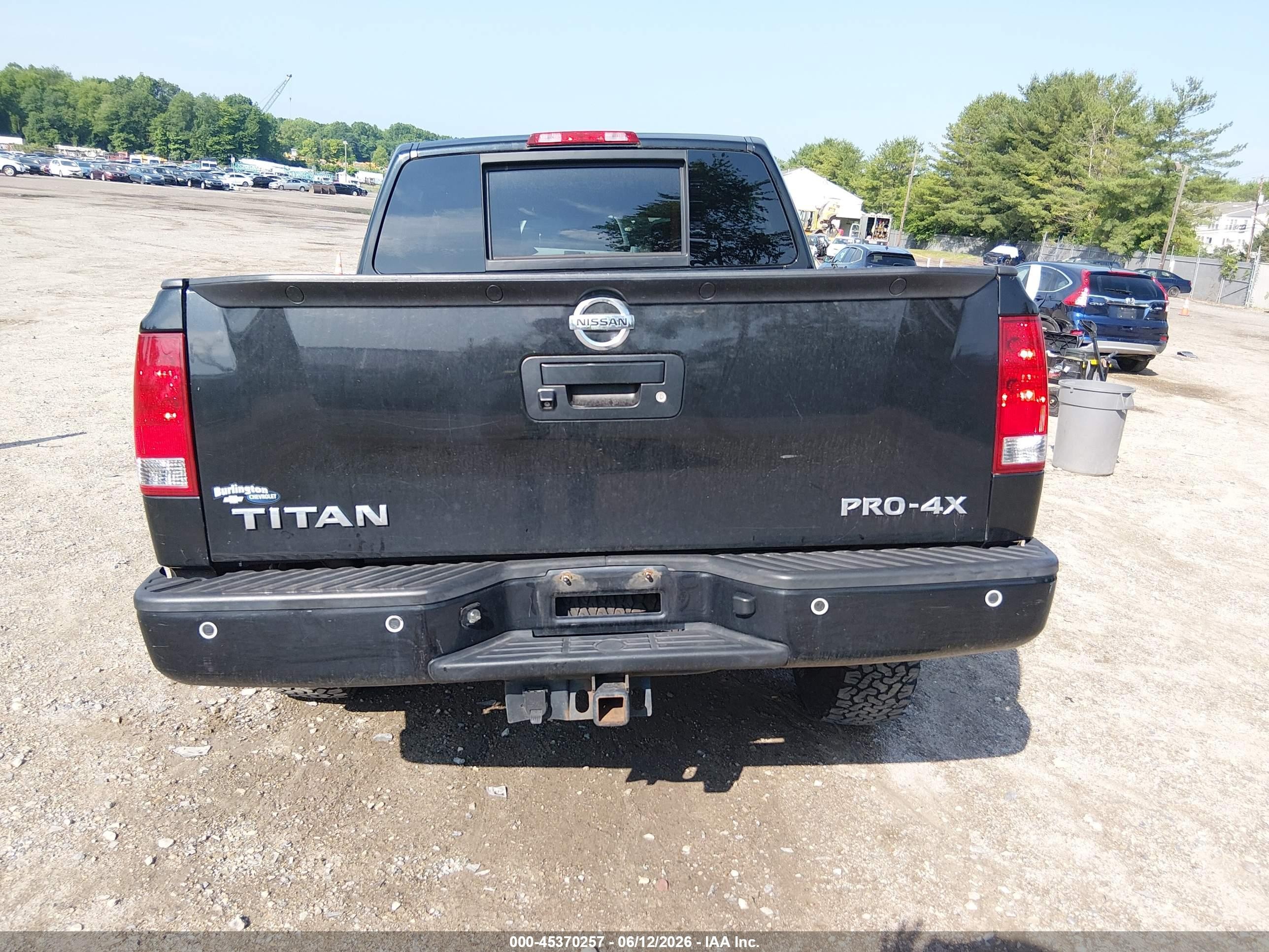 2015 Nissan Titan Pro-4x Черный vin: 1N6AA0EC0FN503332