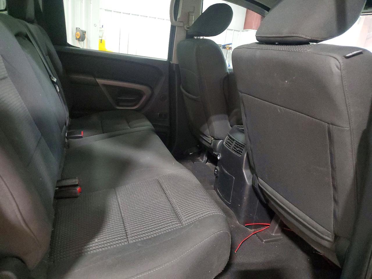 2015 Nissan Titan Sv Красный vin: 1N6AA0EC2FN501825