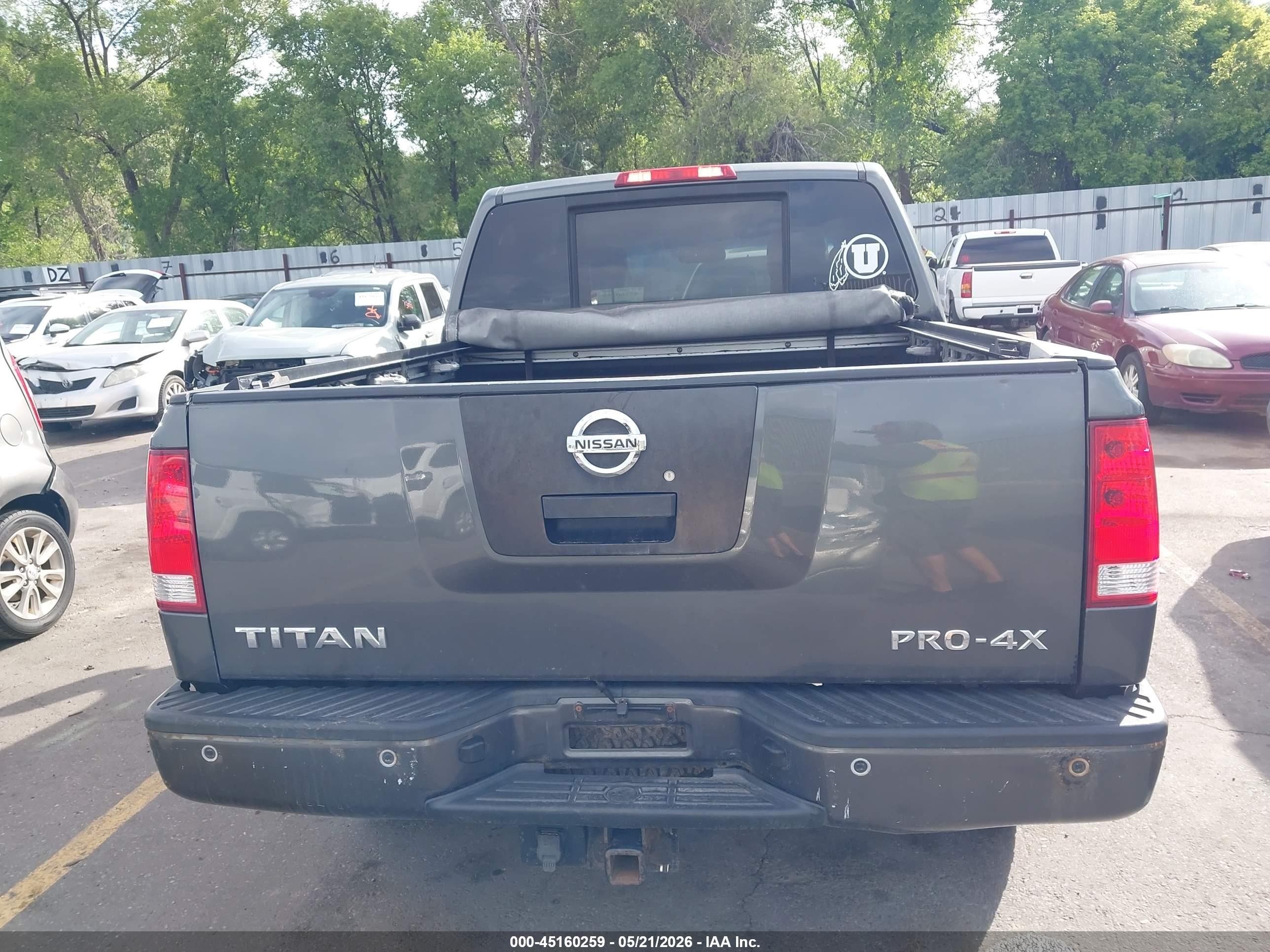 2011 Nissan Titan Pro-4x Gray vin: 1N6AA0EC3BN305452