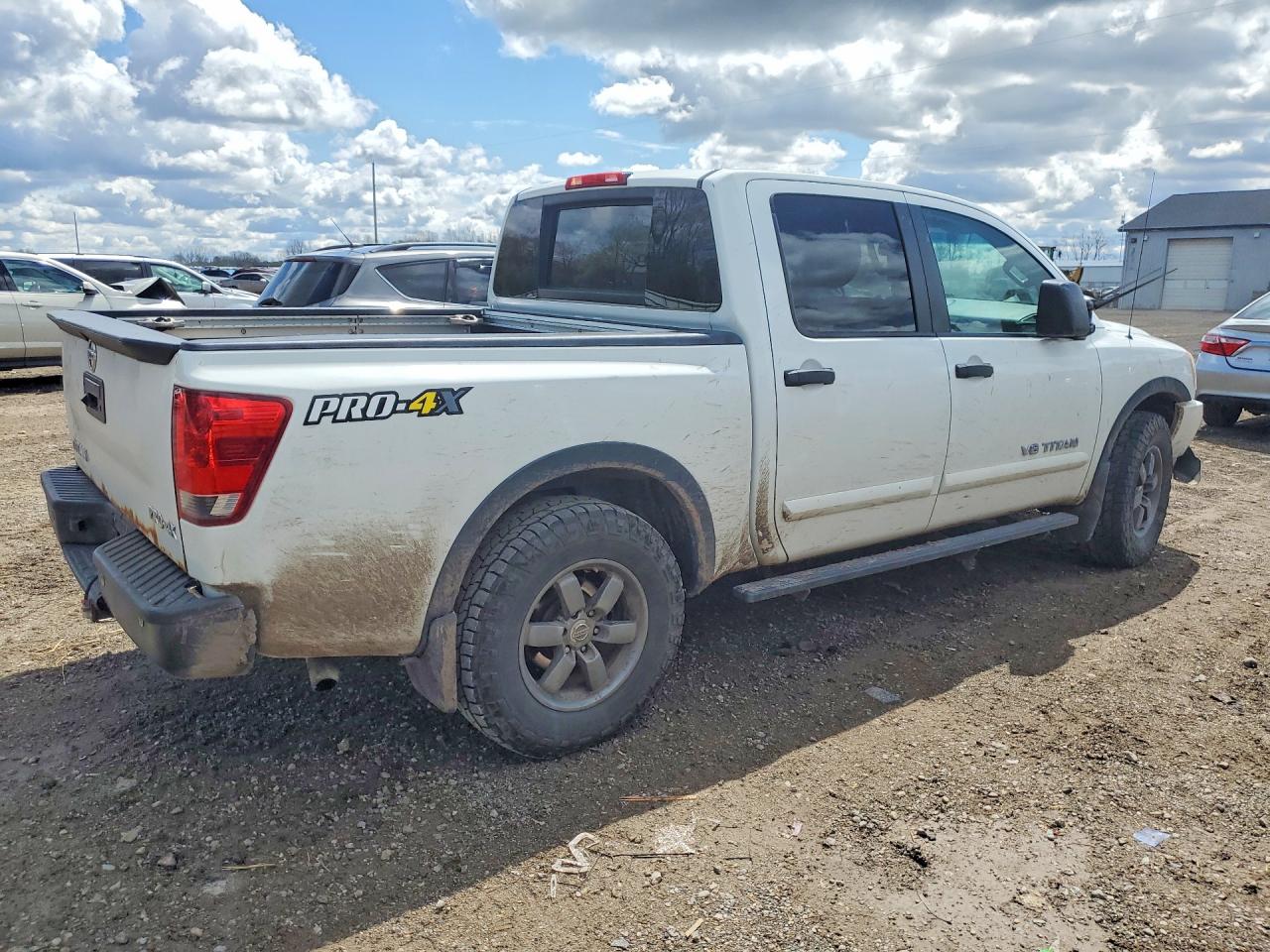 2013 Nissan Titan Sv White vin: 1N6AA0EC3DN307303