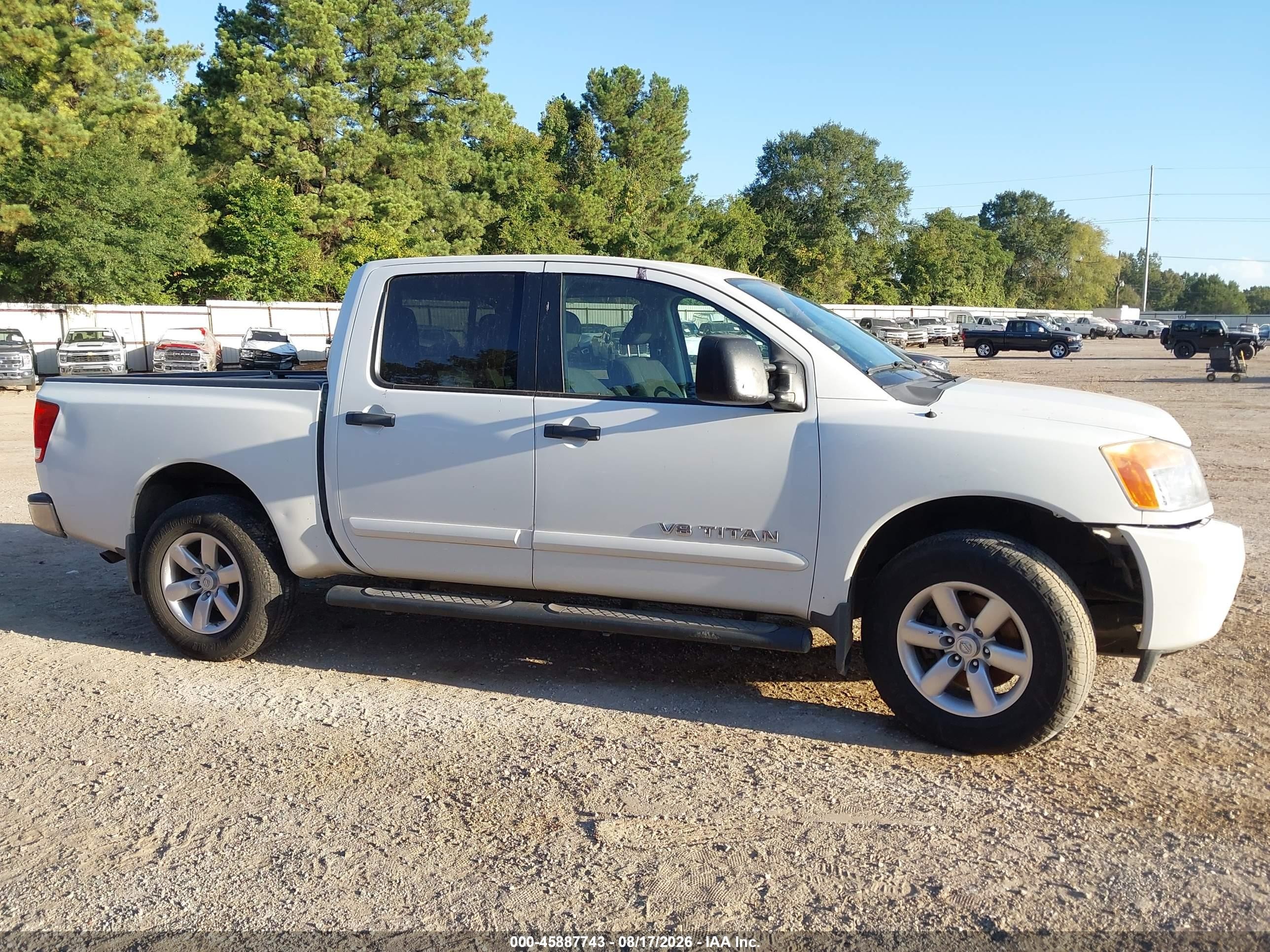 2015 Nissan Titan Pro-4x/s/sl/sv White vin: 1N6AA0EC3FN505396