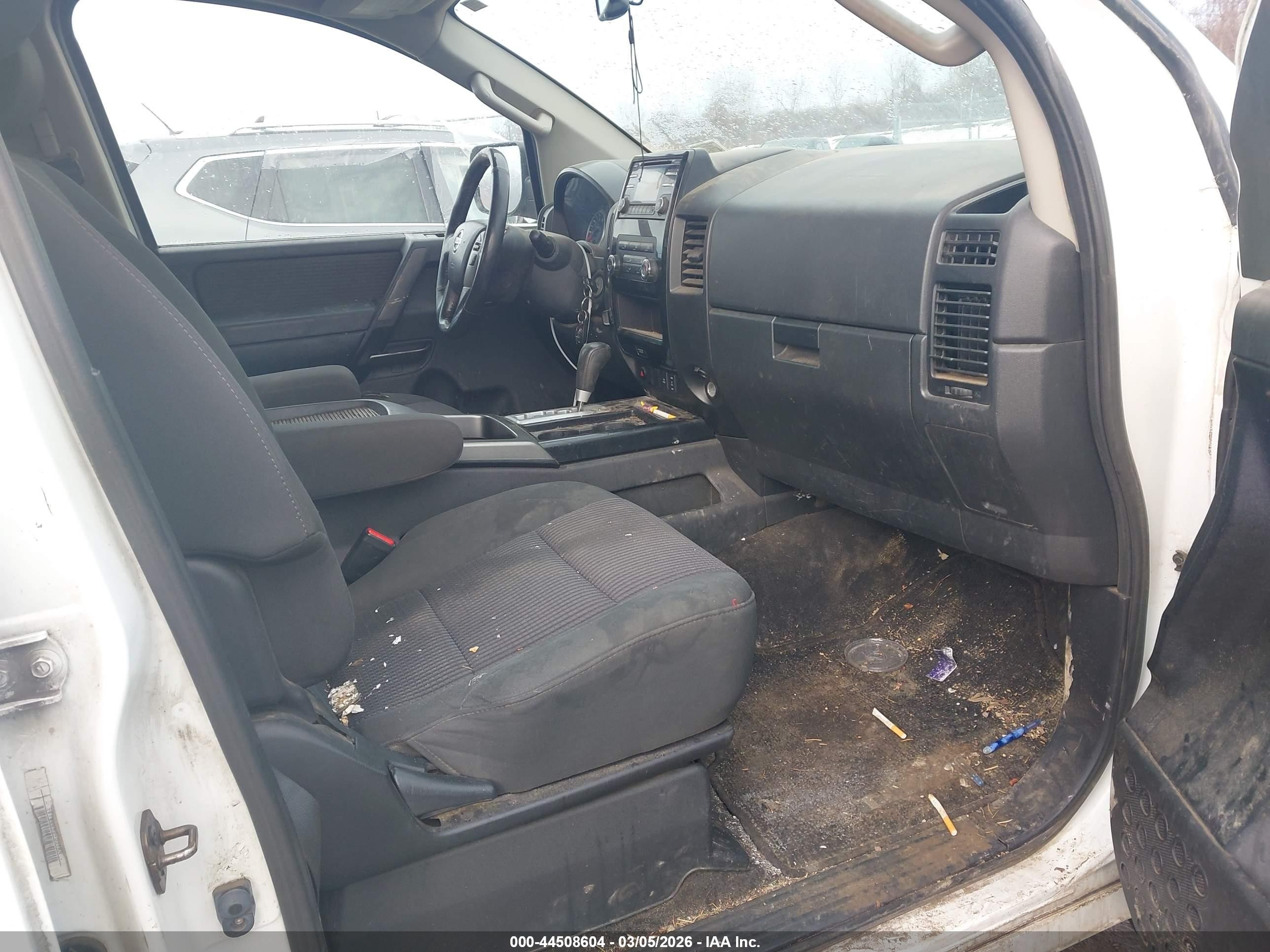 2013 Nissan Titan Sv Белый vin: 1N6AA0EC4DN301817