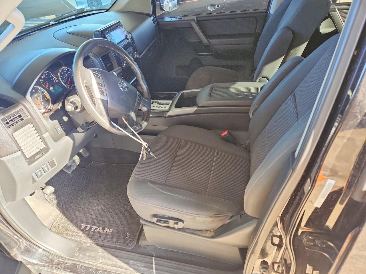 2014 Nissan Titan Sv Черный vin: 1N6AA0EC5EN514051