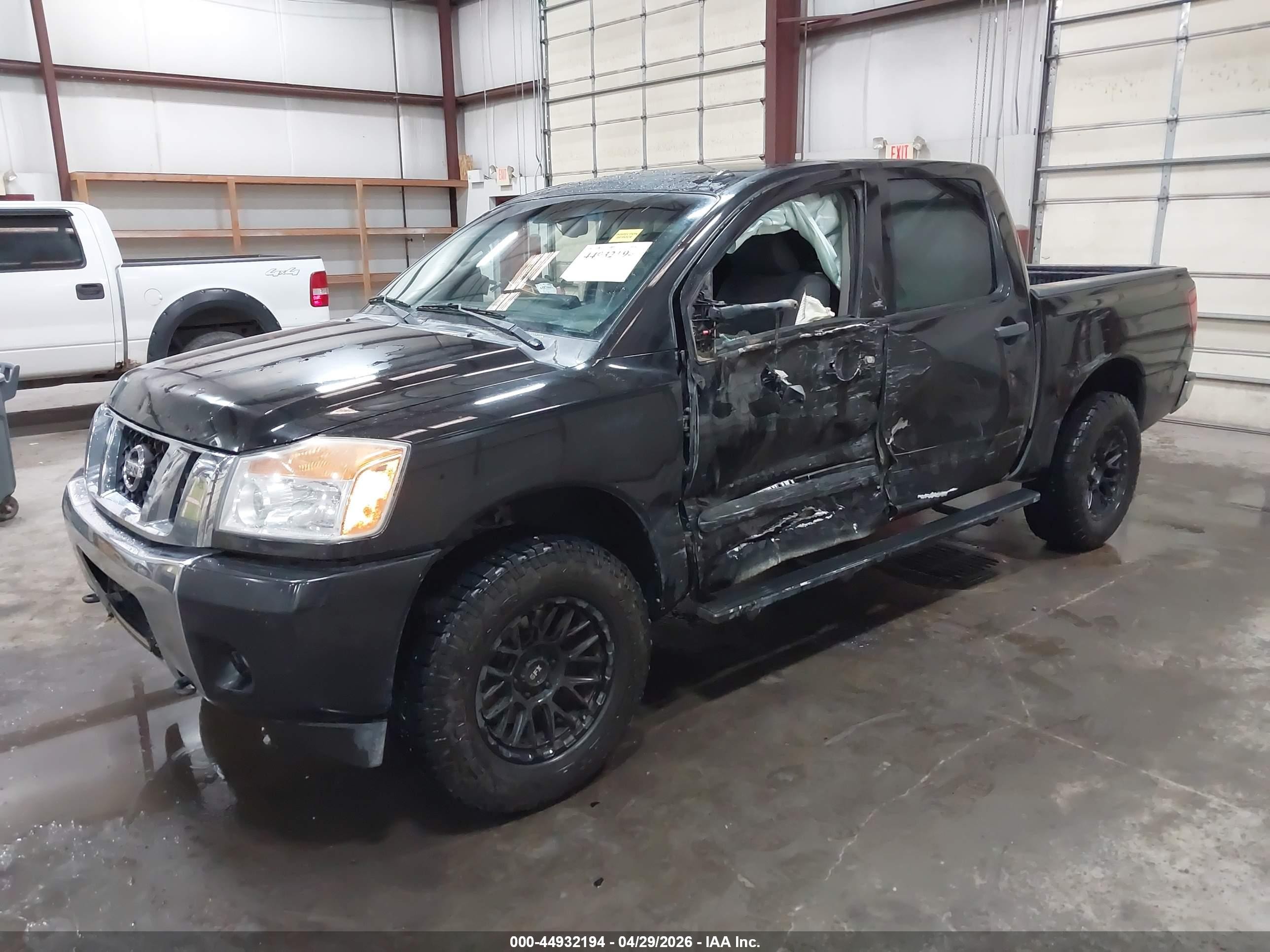 2013 Nissan Titan Pro-4x/s/sl/sv Black vin: 1N6AA0EC6DN301513