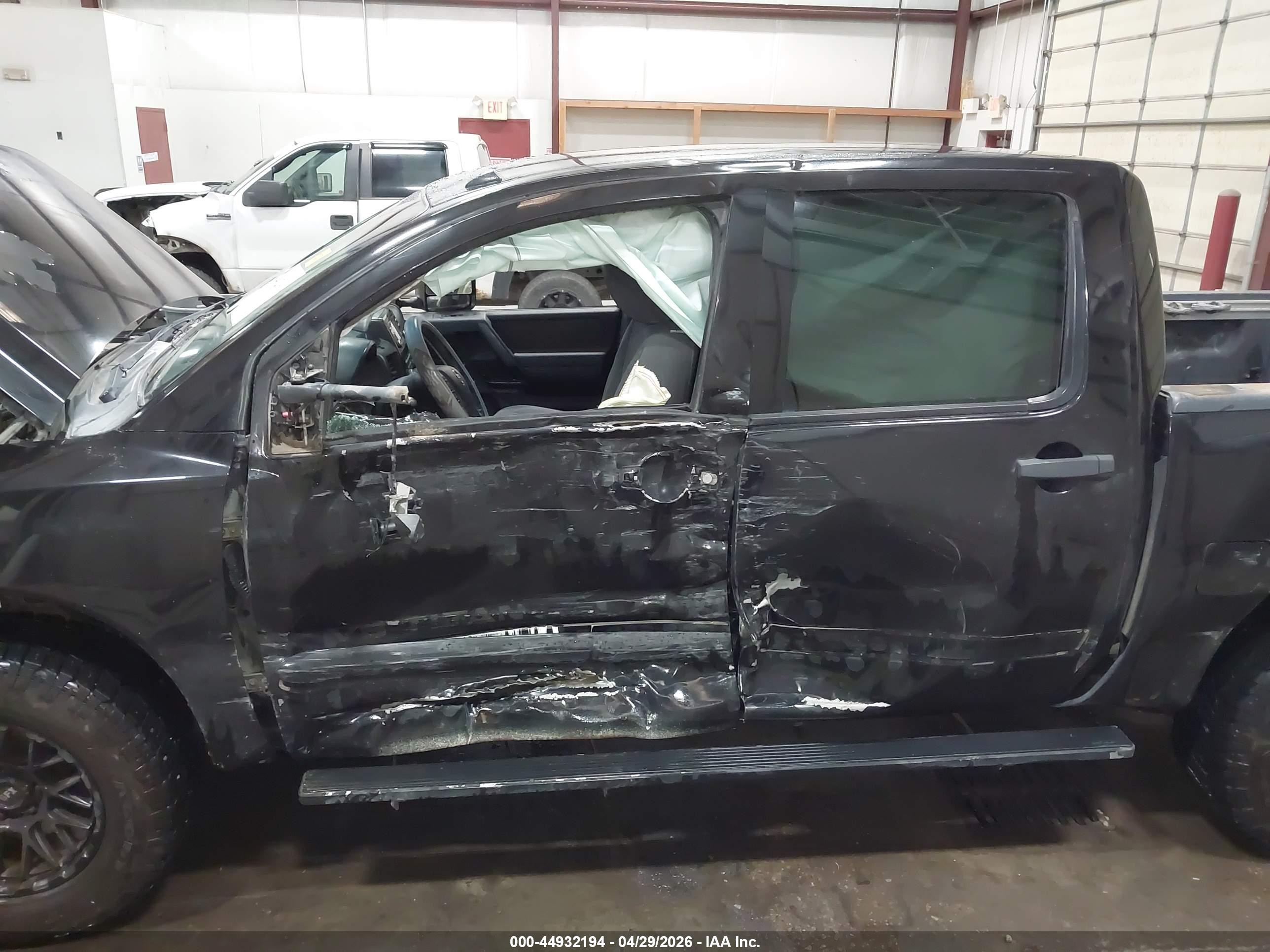 2013 Nissan Titan Pro-4x/s/sl/sv Black vin: 1N6AA0EC6DN301513