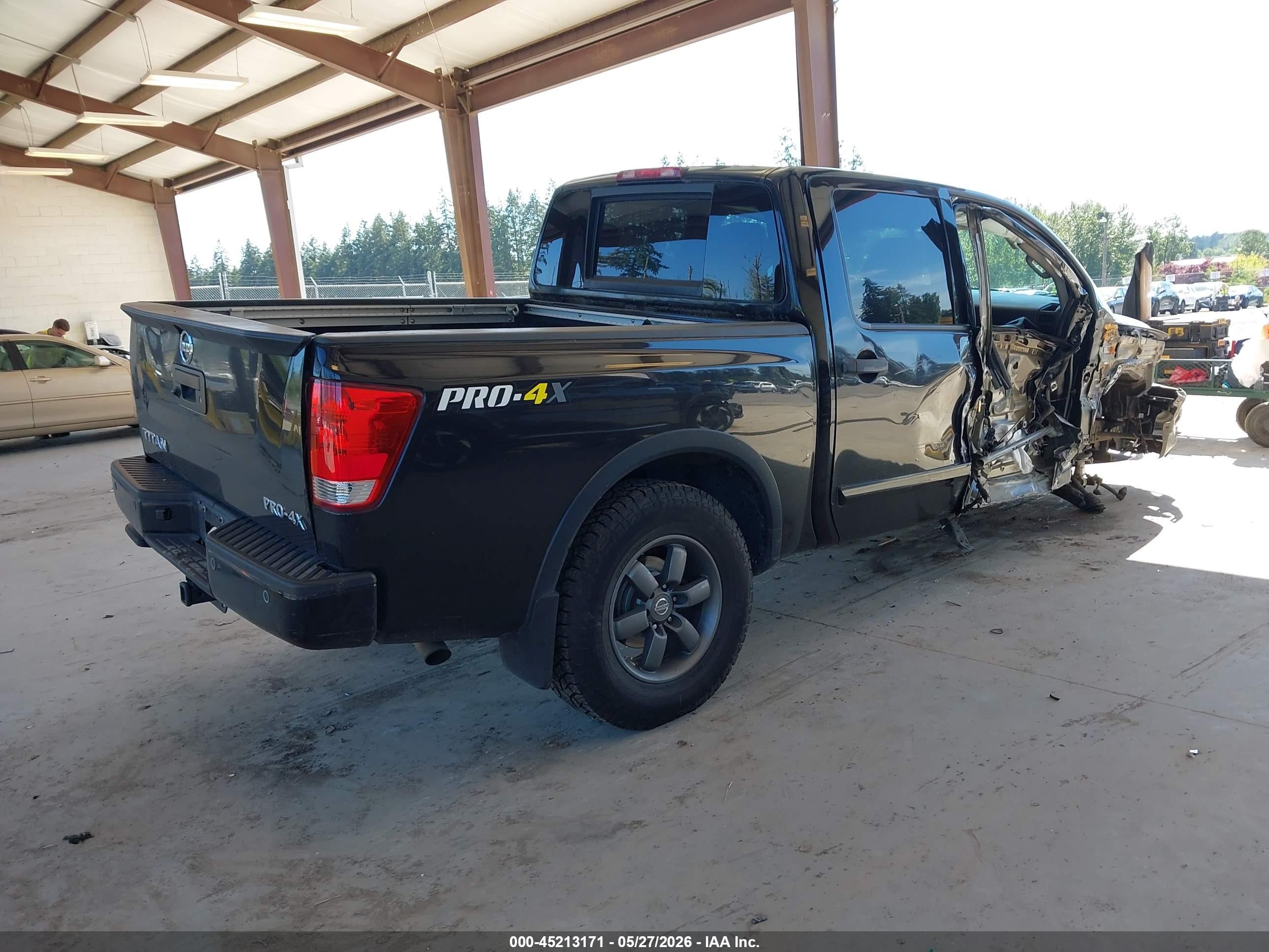 2014 Nissan Titan Pro-4x Black vin: 1N6AA0EC6EN519825
