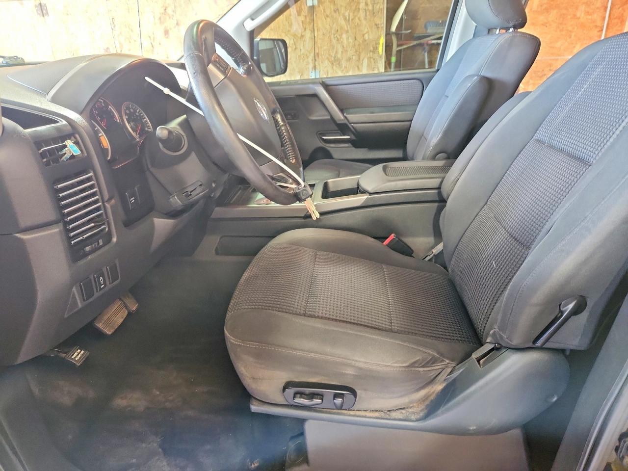 2010 Nissan Titan Se Black vin: 1N6AA0EC7AN316551
