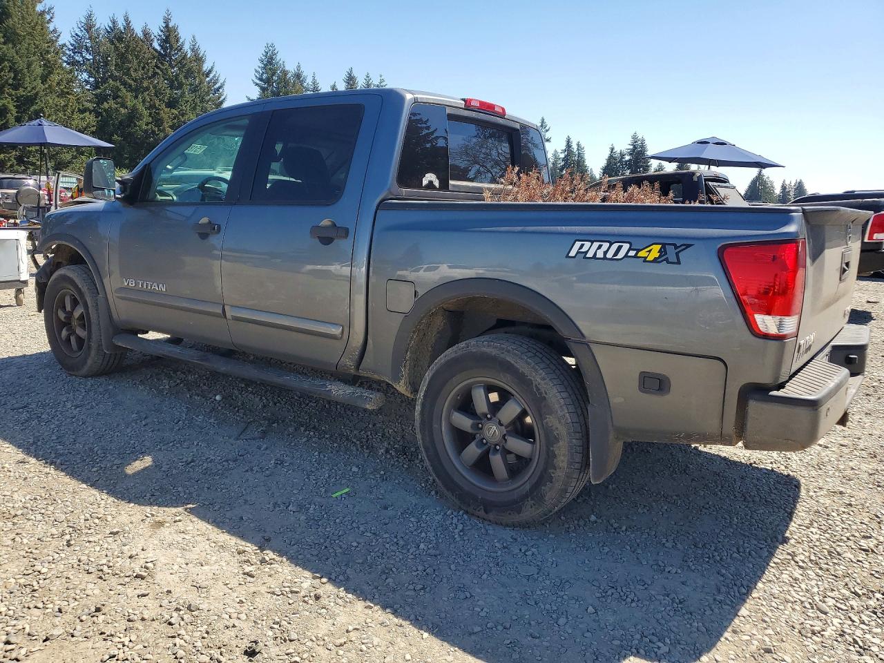 2015 Nissan Titan Sv Серебряный vin: 1N6AA0EC7FN505210
