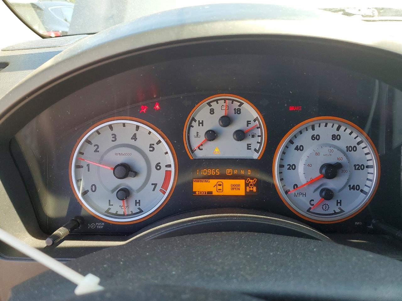 2015 Nissan Titan Sv Серебряный vin: 1N6AA0EC7FN505210