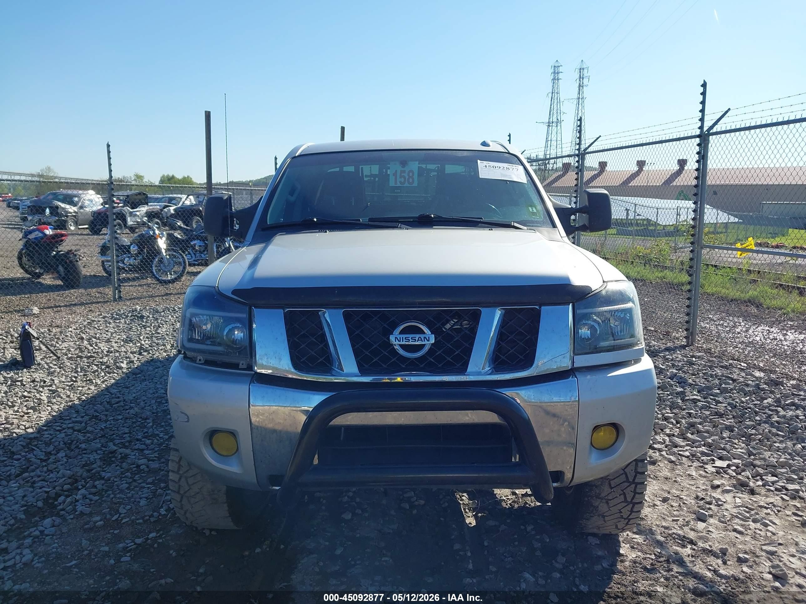 2015 Nissan Titan Sv Silver vin: 1N6AA0ECXFN510448
