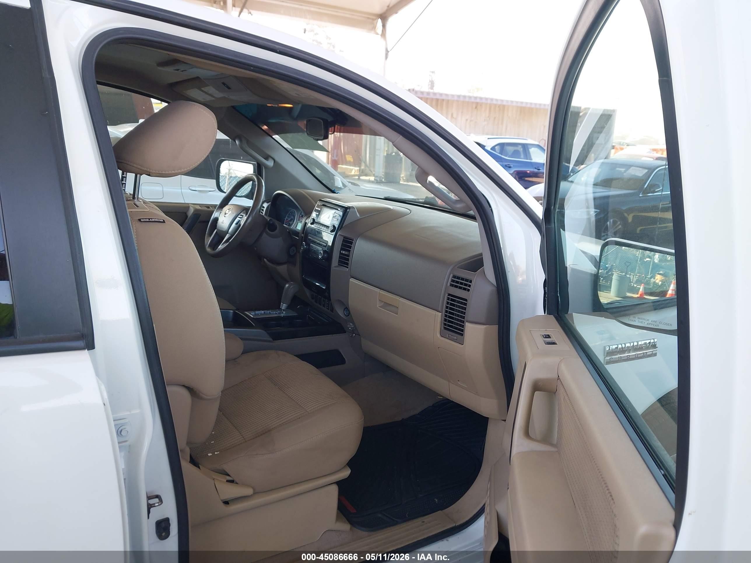 2014 Nissan Titan Sv White vin: 1N6AA0ED2EN512153